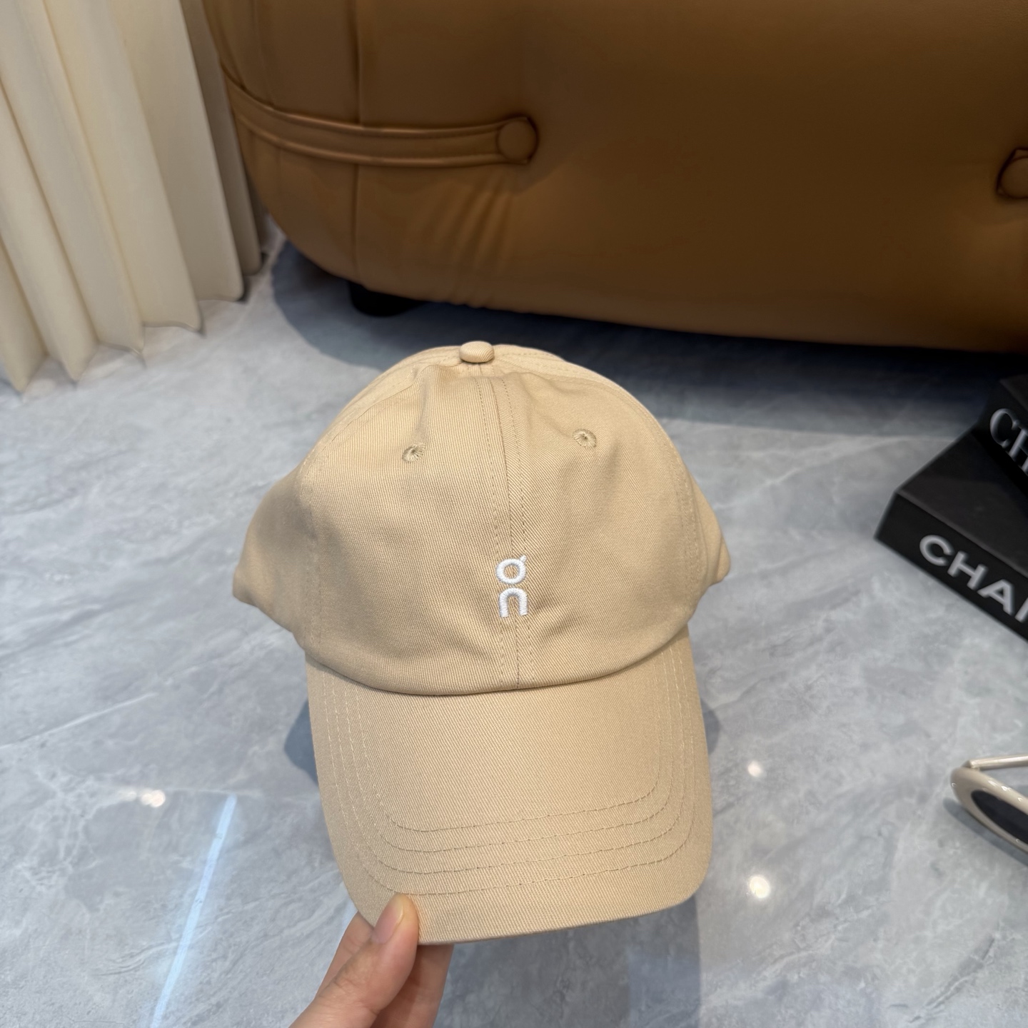 〈昂跑 On〉新款棒球帽，专柜常年热卖款，口碑极佳，轻盈透气！质量超赞，基础头围56，可调节。