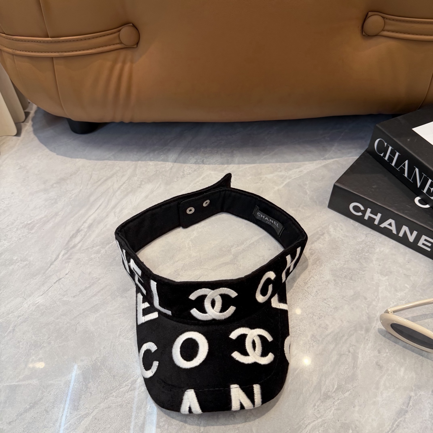 小香coco beach遮阳帽 空顶帽 贼显脸小哦一眼就看上的款式 真的贼洋气的不管什么场合都可戴 夏天