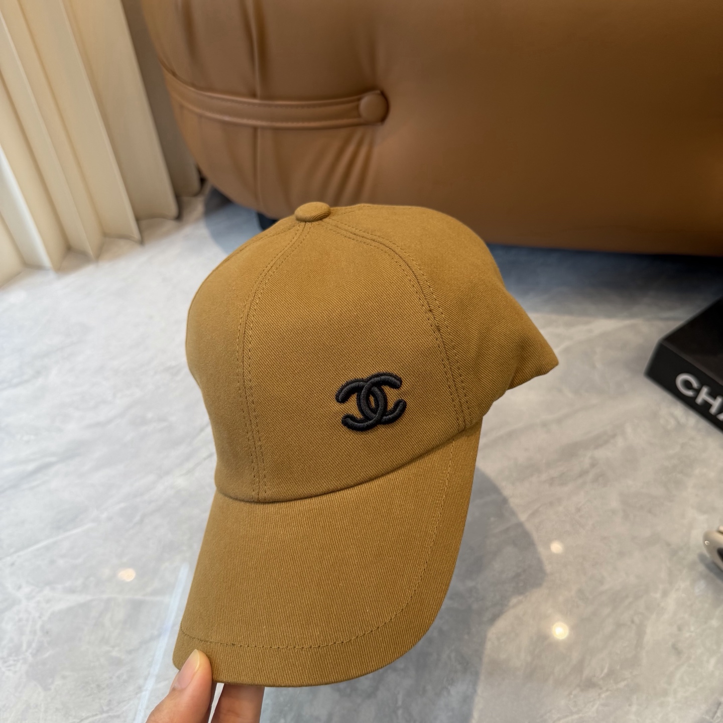 爆款CELINE（赛琳）简约字母明星同款最新棒球帽，时尚潮流，高端做工！每一个帽子都是用心之作！非一般的