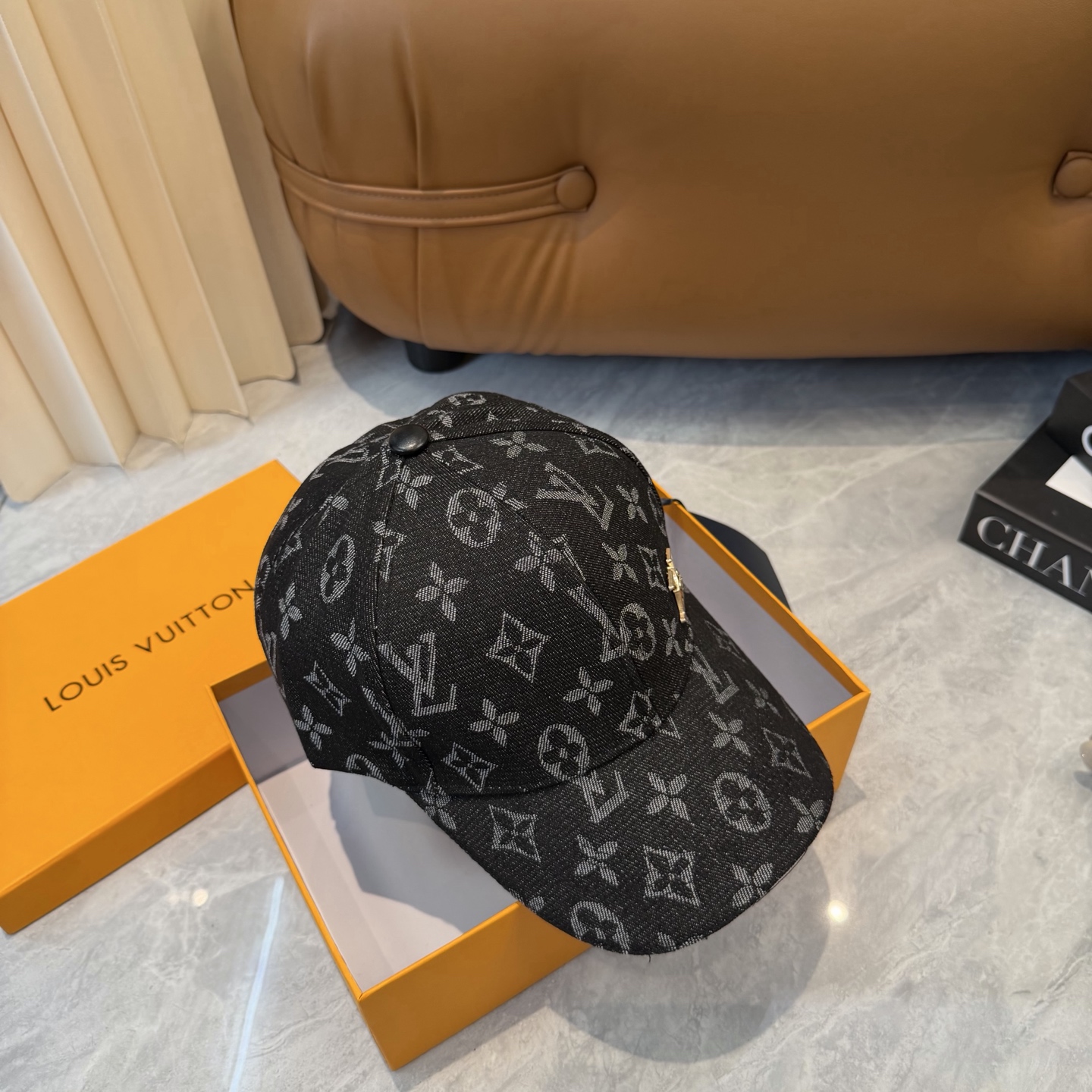 LV路易威登官网同步高版本 新款牛仔棒球帽🧢火爆技术升级，满印logo经典牛仔风街头风十足更符合现在时尚