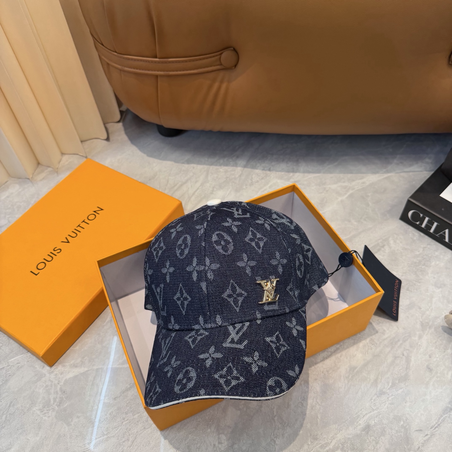 LV路易威登官网同步高版本 新款牛仔棒球帽🧢火爆技术升级，满印logo经典牛仔风街头风十足更符合现在时尚