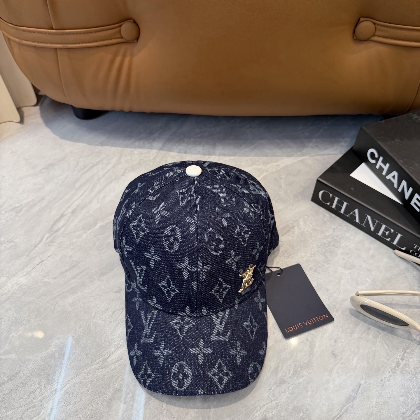 LV路易威登官网同步高版本 新款牛仔棒球帽🧢火爆技术升级，满印logo经典牛仔风街头风十足更符合现在时尚