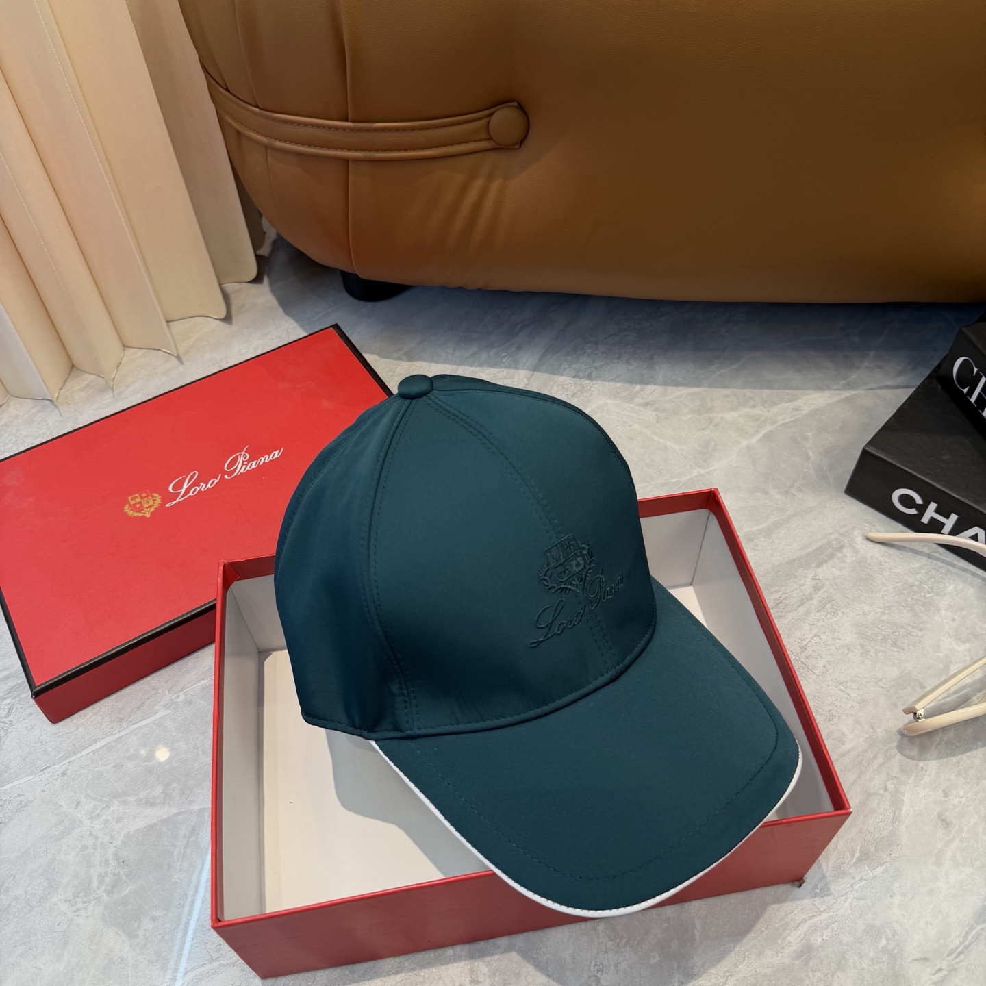 Loro Piana(诺悠翩雅) 专柜新款高版本棒球帽，大牌同步，超好出货！颜色做的太特别了～闭眼入 全