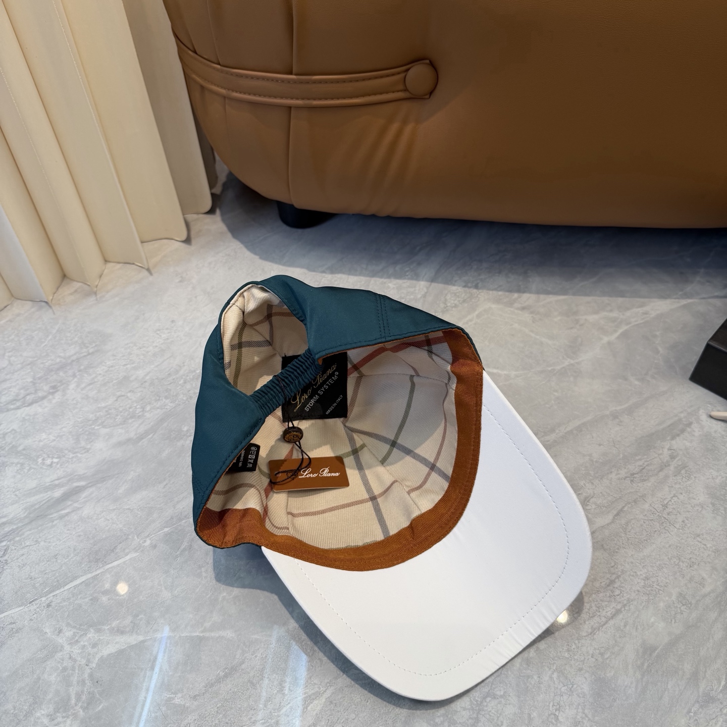 Loro Piana(诺悠翩雅) 专柜新款高版本棒球帽，大牌同步，超好出货！颜色做的太特别了～闭眼入 全