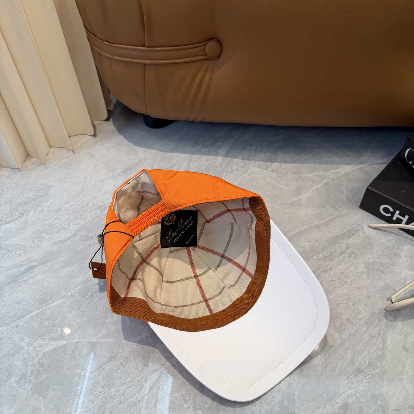 Loro Piana(诺悠翩雅) 专柜新款高版本棒球帽，大牌同步，超好出货！颜色做的太特别了～闭眼入 全