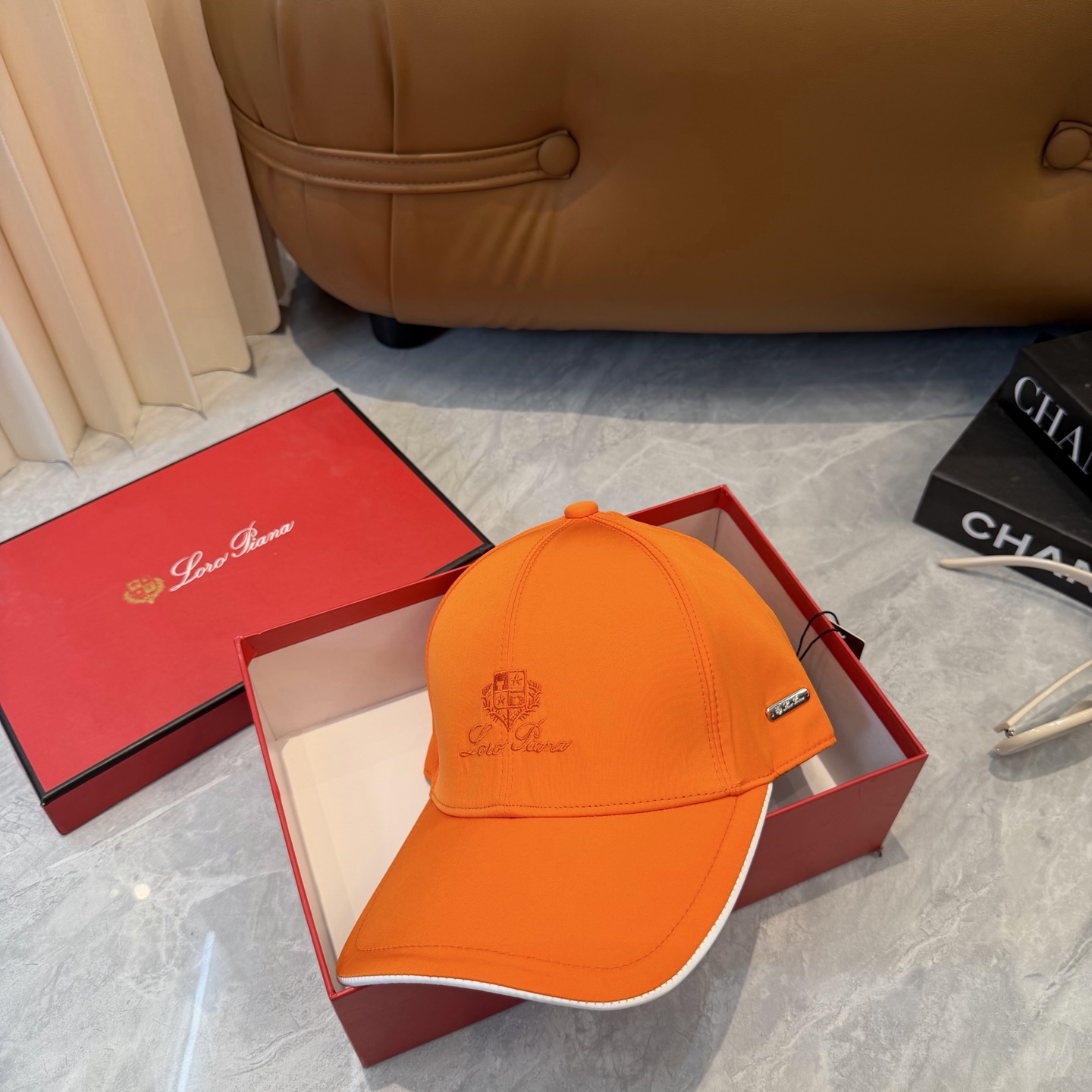 Loro Piana(诺悠翩雅) 专柜新款高版本棒球帽，大牌同步，超好出货！颜色做的太特别了～闭眼入 全