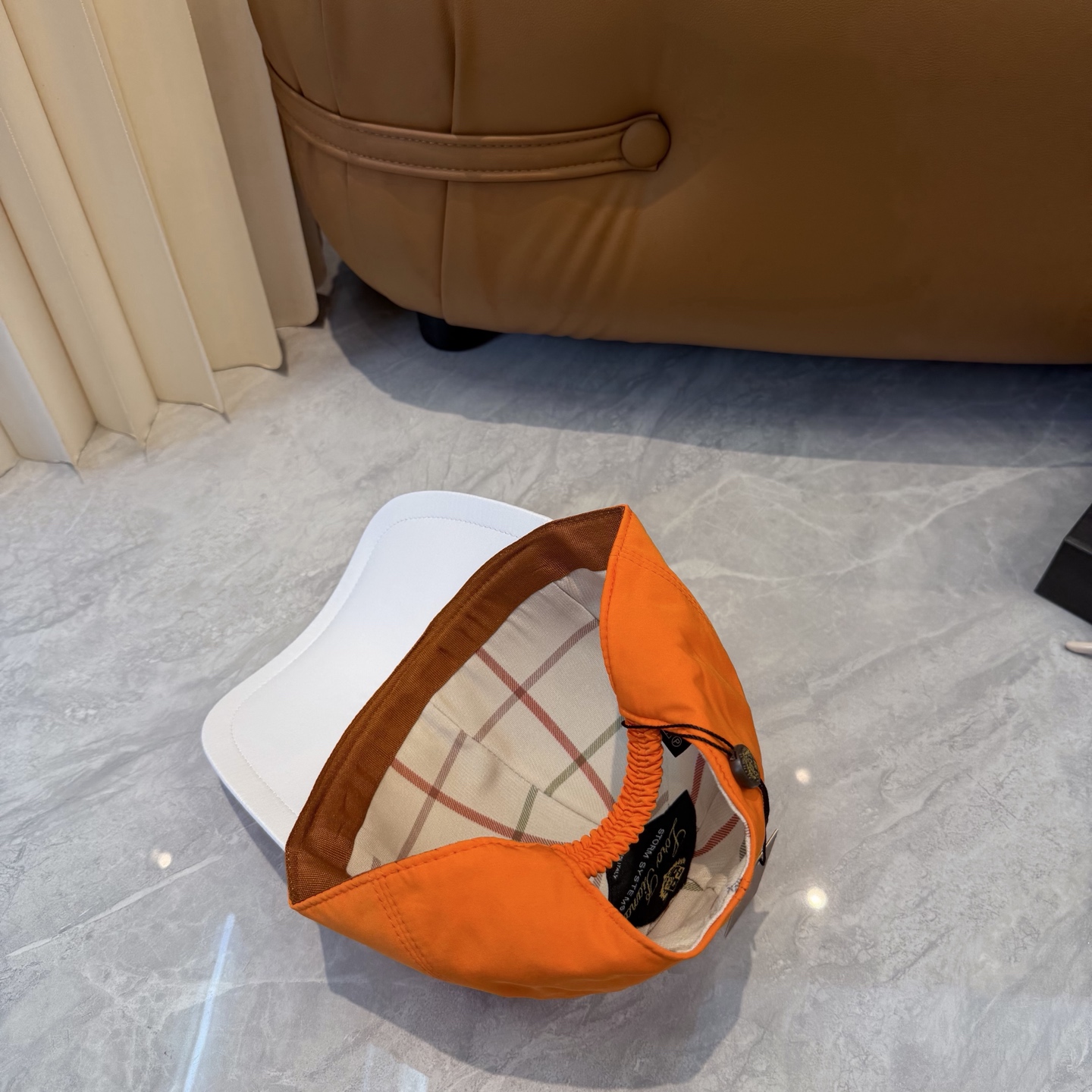 Loro Piana(诺悠翩雅) 专柜新款高版本棒球帽，大牌同步，超好出货！颜色做的太特别了～闭眼入 全