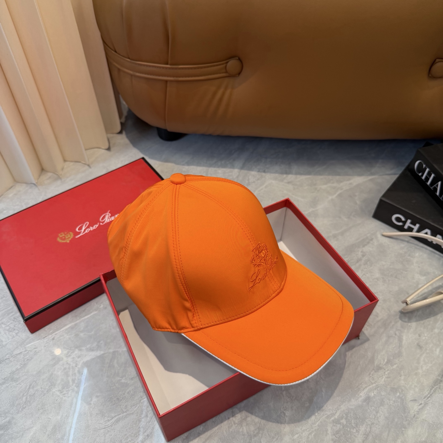 Loro Piana(诺悠翩雅) 专柜新款高版本棒球帽，大牌同步，超好出货！颜色做的太特别了～闭眼入 全