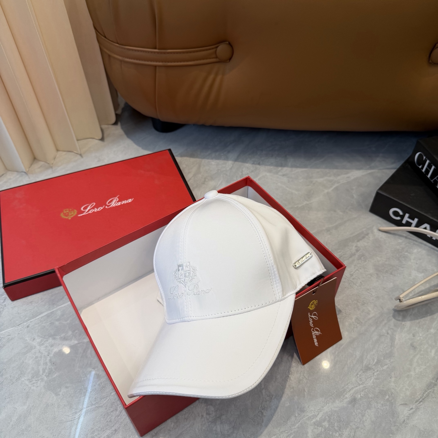 Loro Piana(诺悠翩雅) 专柜新款高版本棒球帽，大牌同步，超好出货！颜色做的太特别了～闭眼入 全