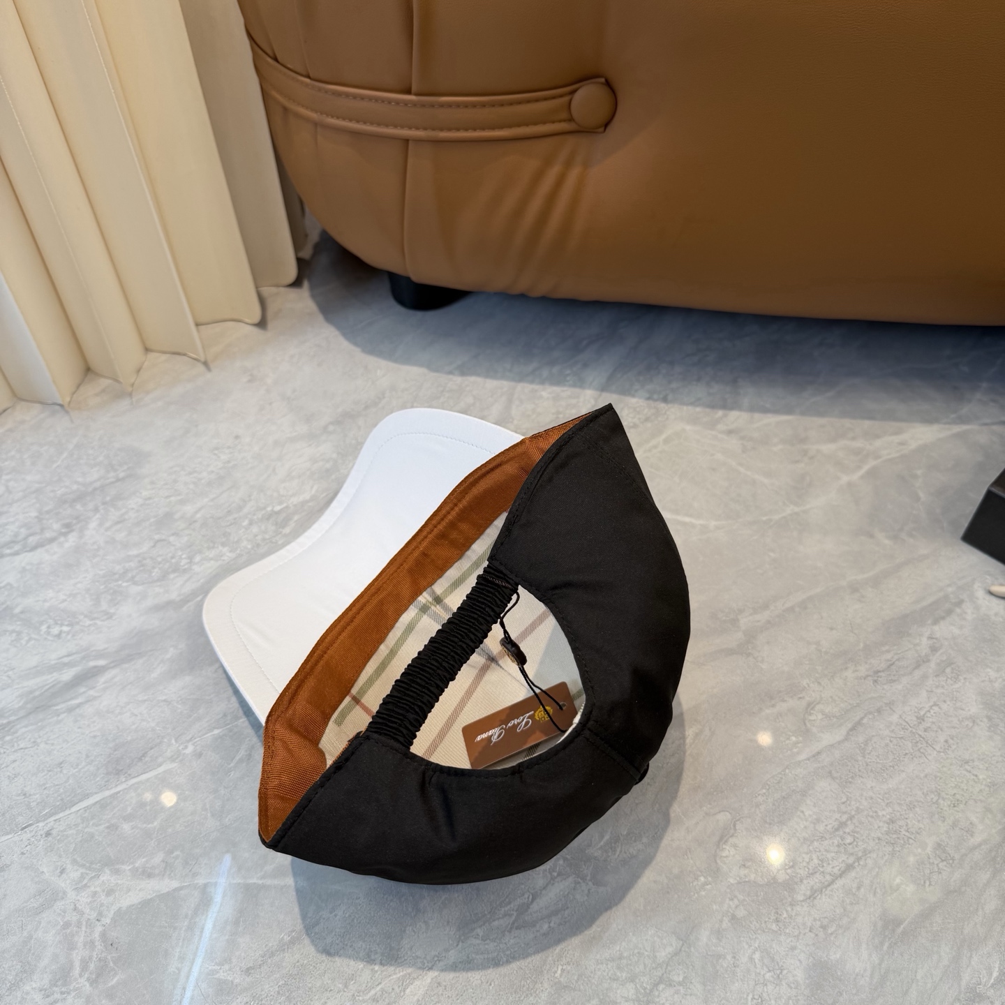 Loro Piana(诺悠翩雅) 专柜新款高版本棒球帽，大牌同步，超好出货！颜色做的太特别了～闭眼入 全