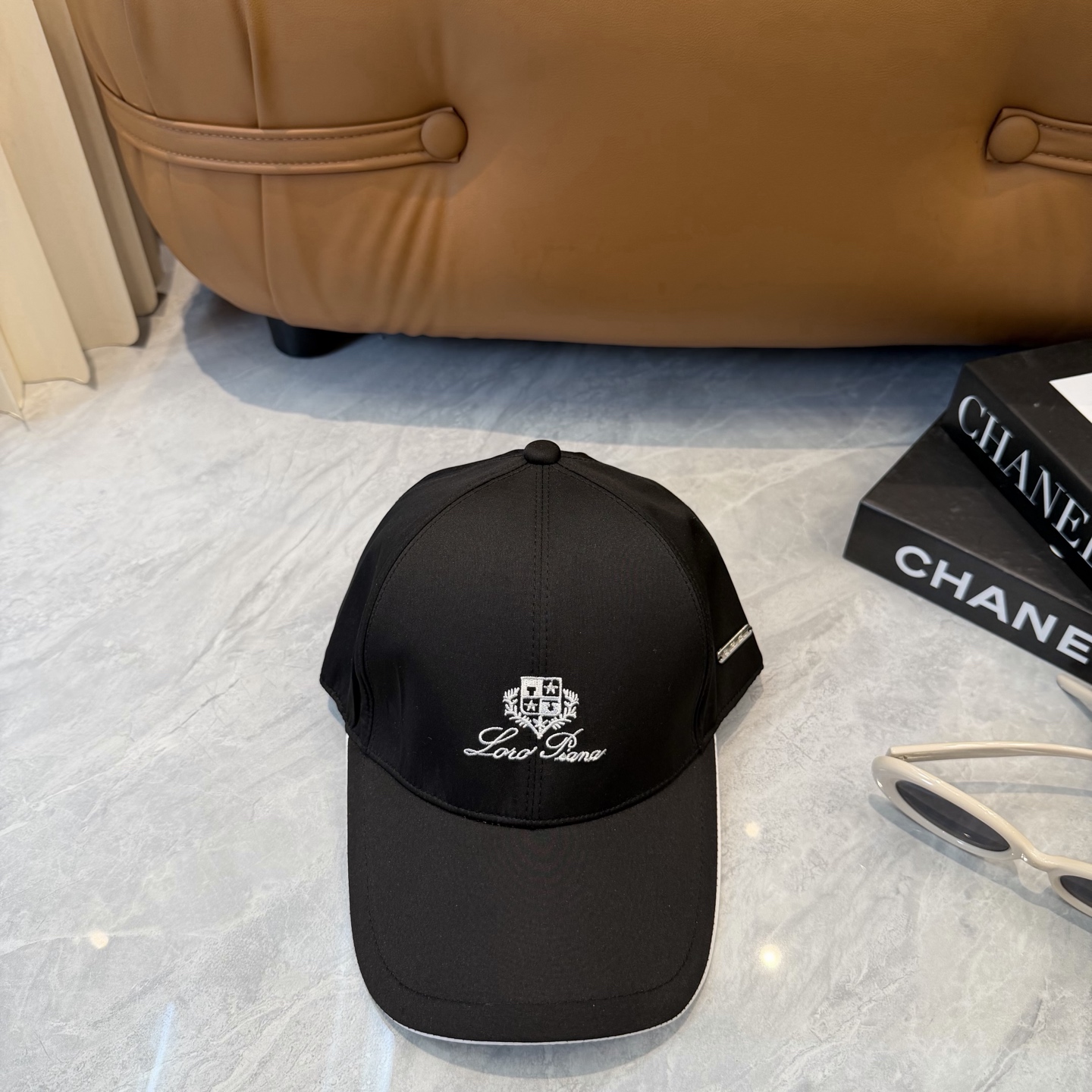 Loro Piana(诺悠翩雅) 专柜新款高版本棒球帽，大牌同步，超好出货！颜色做的太特别了～闭眼入 全