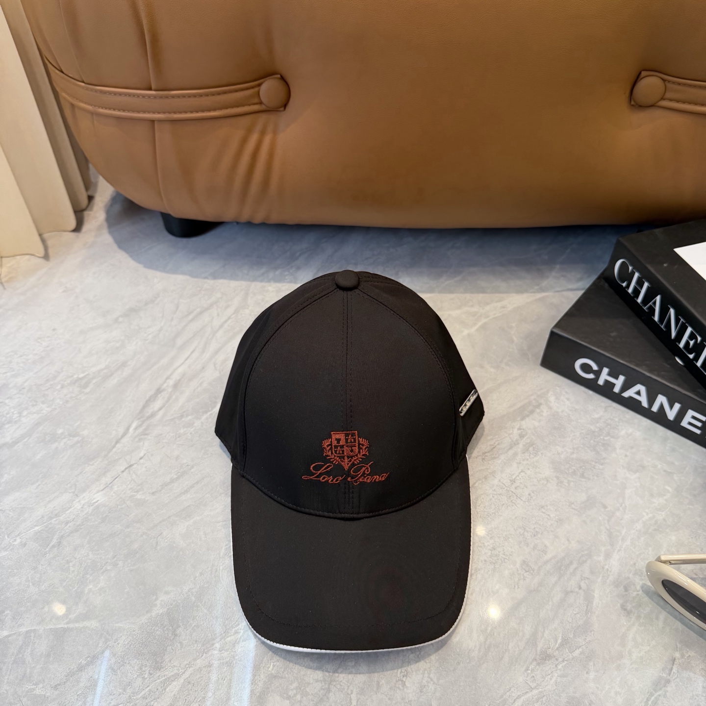 Loro Piana(诺悠翩雅) 专柜新款高版本棒球帽，大牌同步，超好出货！颜色做的太特别了～闭眼入 全