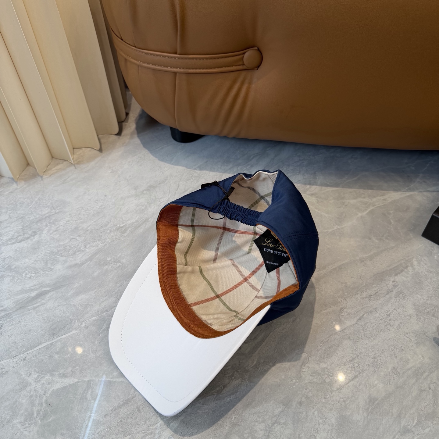 Loro Piana(诺悠翩雅) 专柜新款高版本棒球帽，大牌同步，超好出货！颜色做的太特别了～闭眼入 全