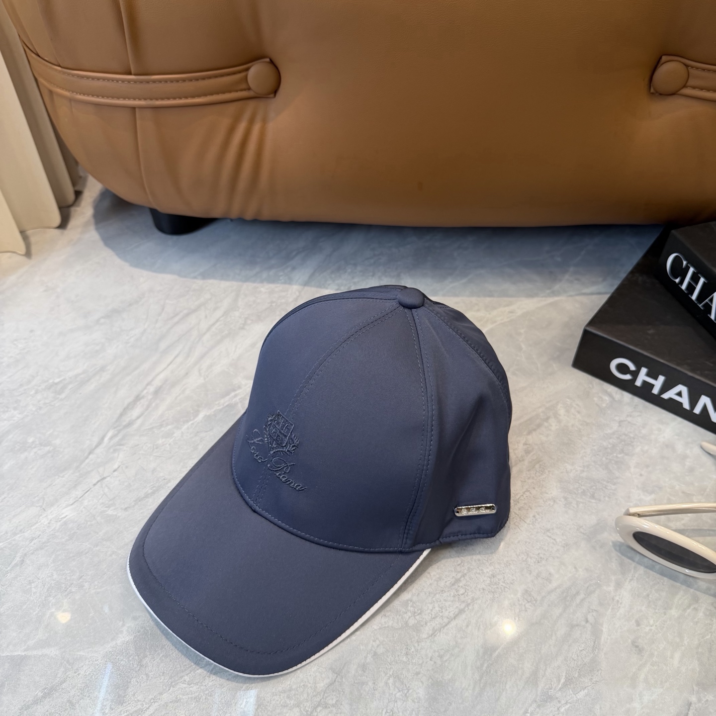 Loro Piana(诺悠翩雅) 专柜新款高版本棒球帽，大牌同步，超好出货！颜色做的太特别了～闭眼入 全