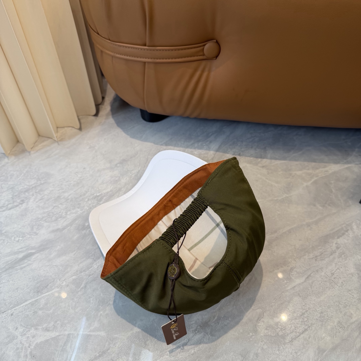 Loro Piana(诺悠翩雅) 专柜新款高版本棒球帽，大牌同步，超好出货！颜色做的太特别了～闭眼入 全