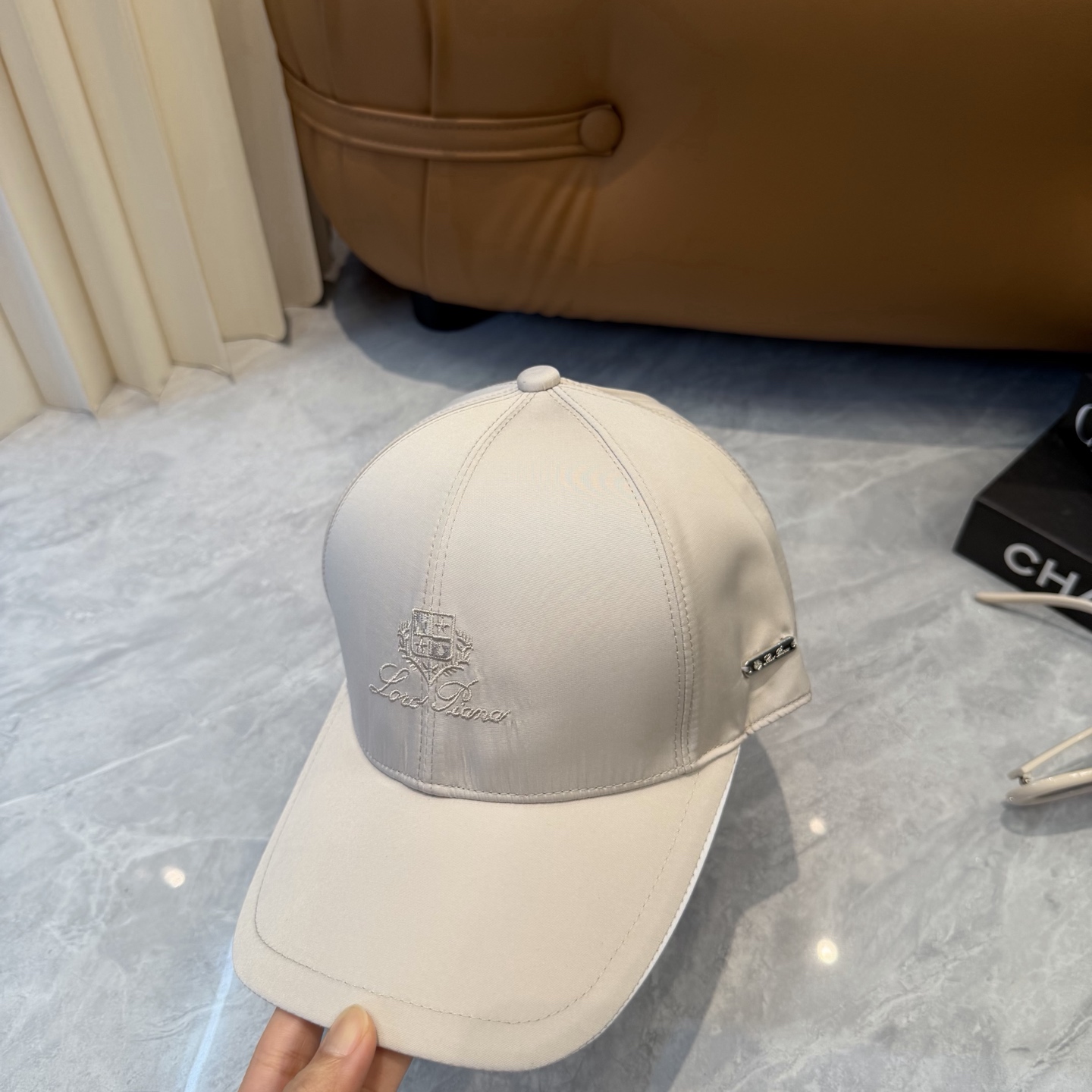 Loro Piana(诺悠翩雅) 专柜新款高版本棒球帽，大牌同步，超好出货！颜色做的太特别了～闭眼入 全