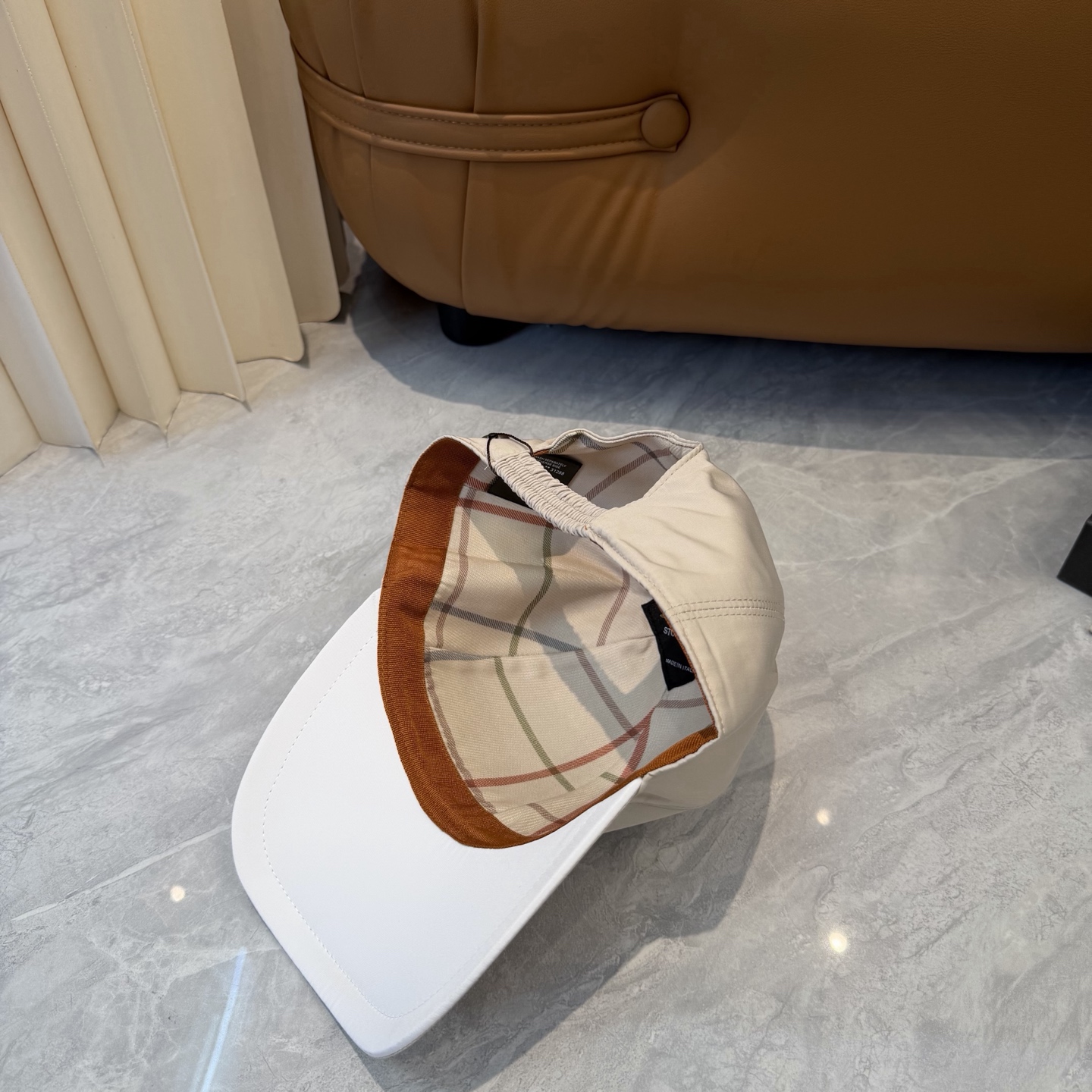 Loro Piana(诺悠翩雅) 专柜新款高版本棒球帽，大牌同步，超好出货！颜色做的太特别了～闭眼入 全