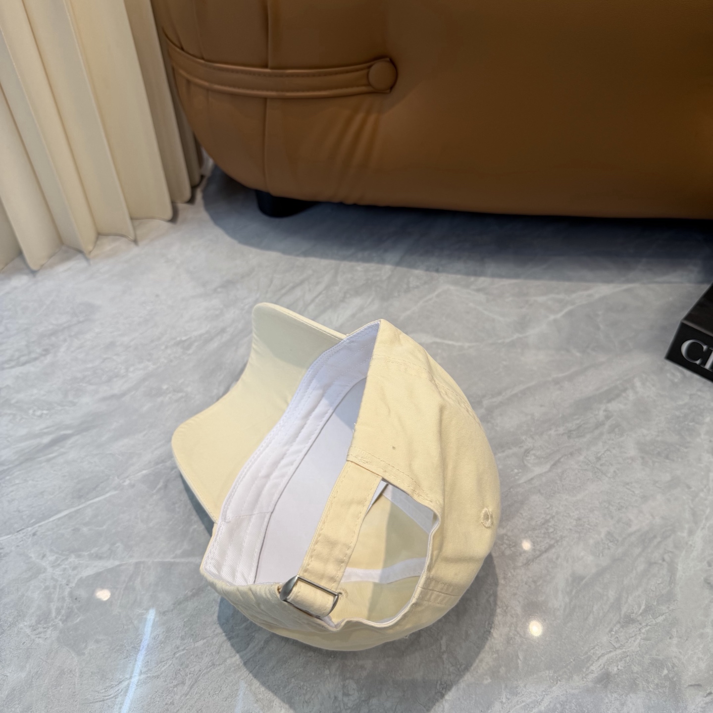 【CHANEL香奈儿】春夏新款简约小香logo棒球帽，新款出货，大牌款超好搭配，赶紧入手！