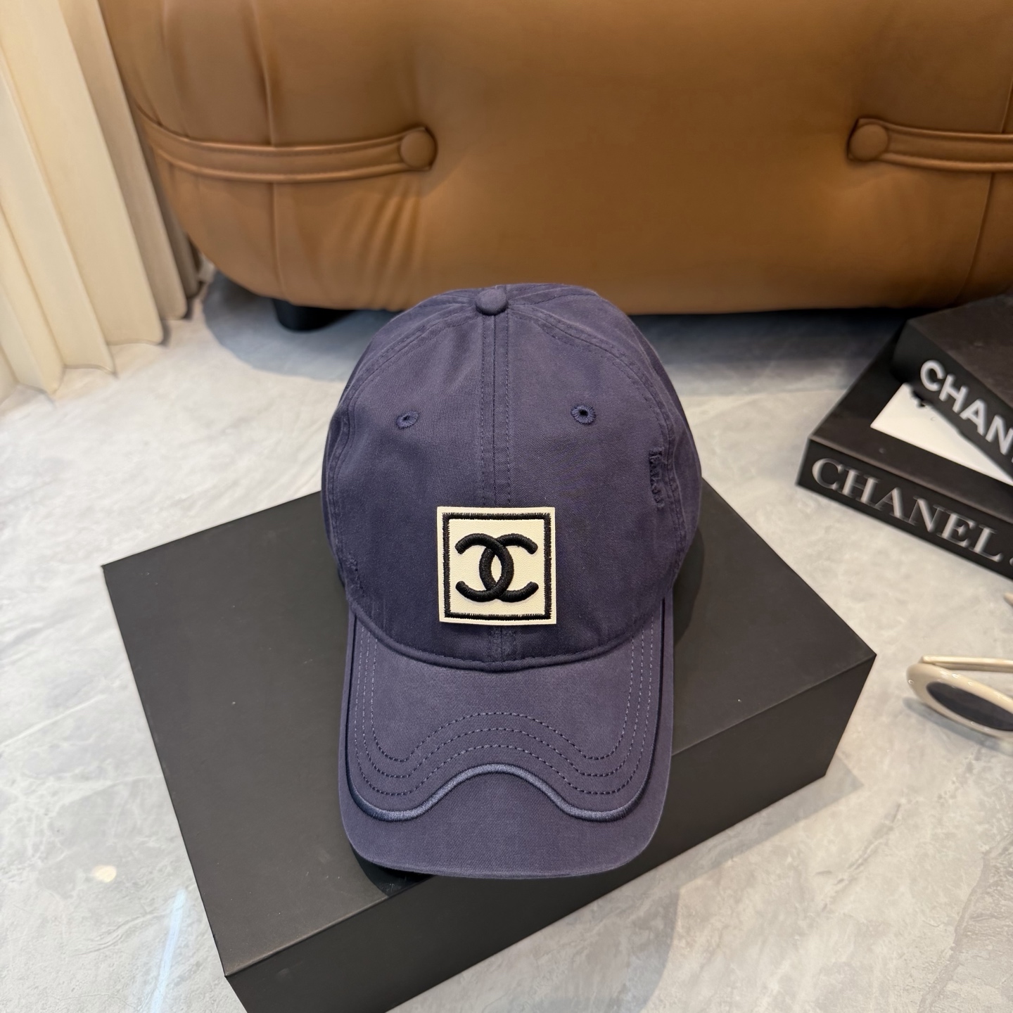 【CHANEL香奈儿】春夏新款简约小香logo棒球帽，新款出货，大牌款超好搭配，赶紧入手！