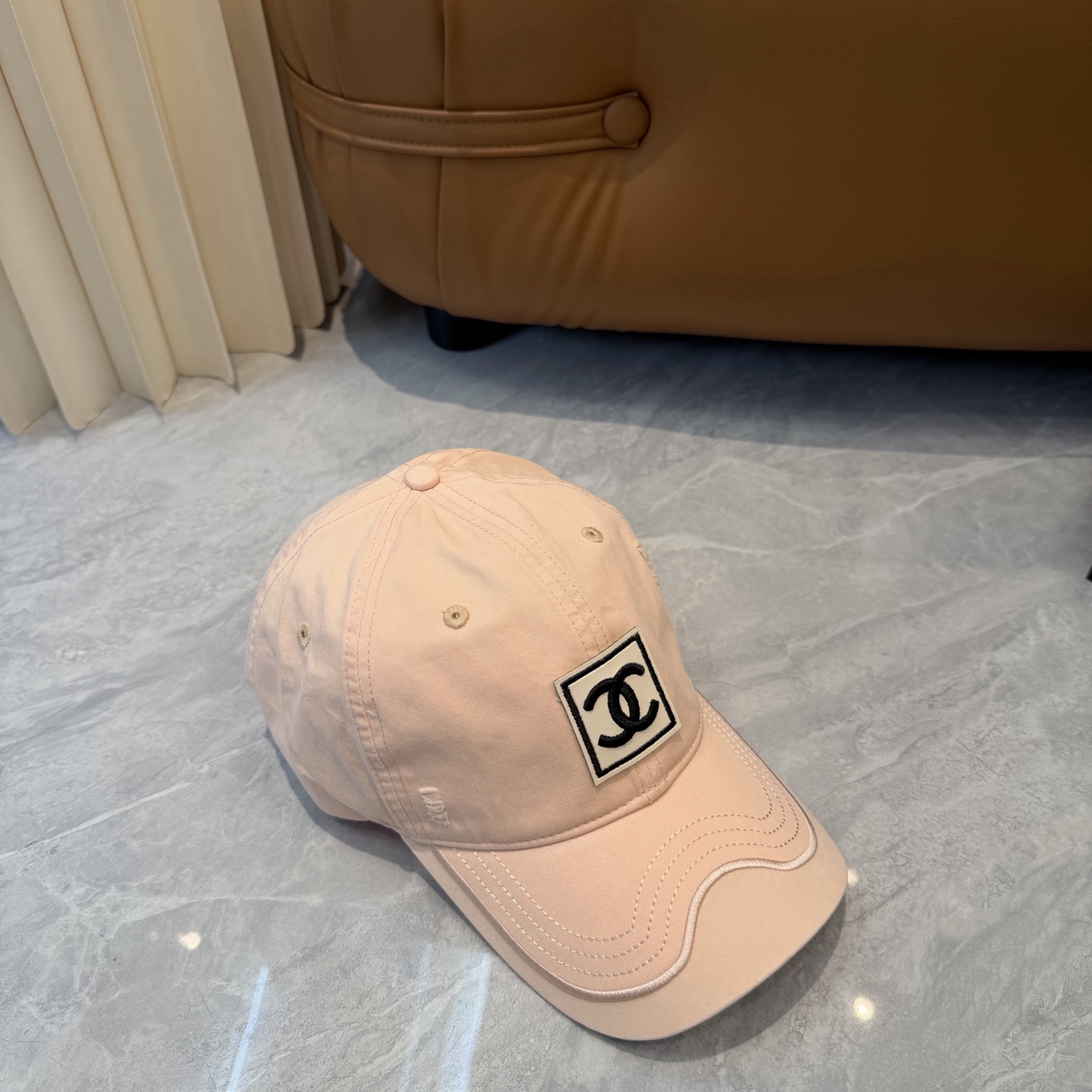 【CHANEL香奈儿】春夏新款简约小香logo棒球帽，新款出货，大牌款超好搭配，赶紧入手！