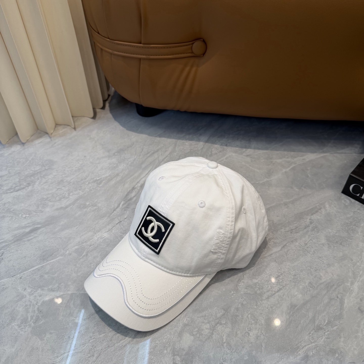 【CHANEL香奈儿】春夏新款简约小香logo棒球帽，新款出货，大牌款超好搭配，赶紧入手！
