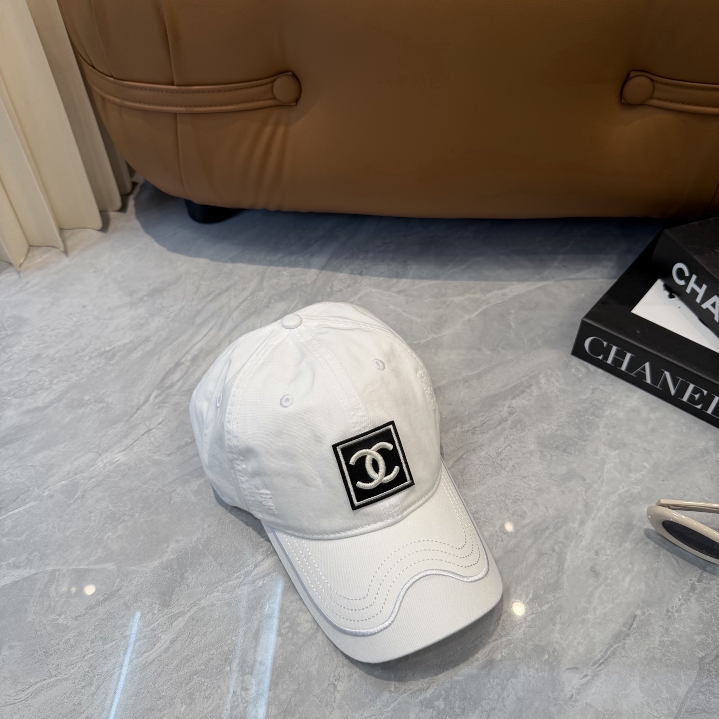 【CHANEL香奈儿】春夏新款简约小香logo棒球帽，新款出货，大牌款超好搭配，赶紧入手！