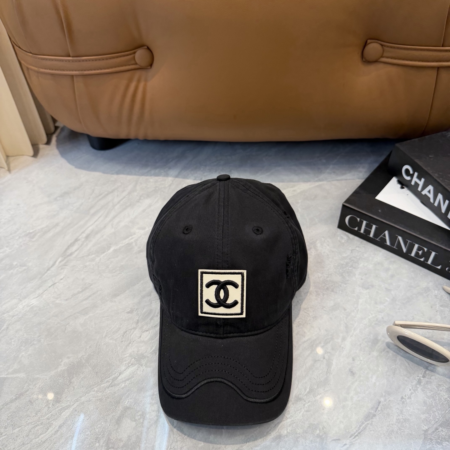 【CHANEL香奈儿】春夏新款简约小香logo棒球帽，新款出货，大牌款超好搭配，赶紧入手！