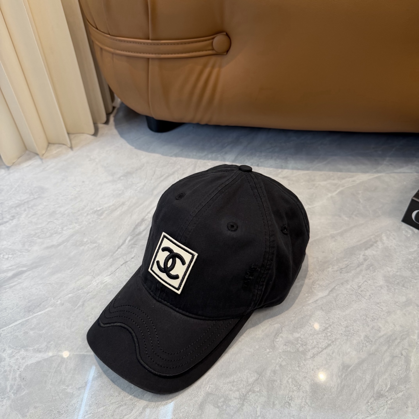 【CHANEL香奈儿】春夏新款简约小香logo棒球帽，新款出货，大牌款超好搭配，赶紧入手！