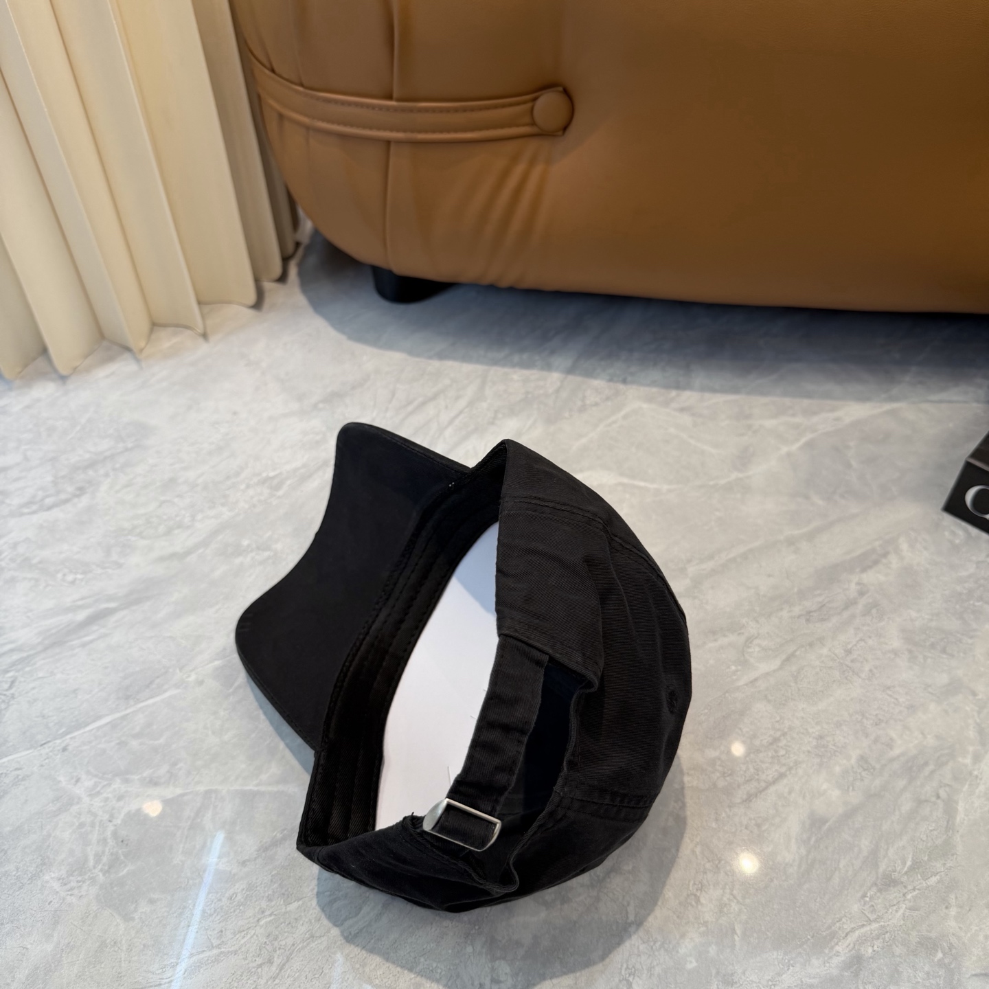 【CHANEL香奈儿】春夏新款简约小香logo棒球帽，新款出货，大牌款超好搭配，赶紧入手！