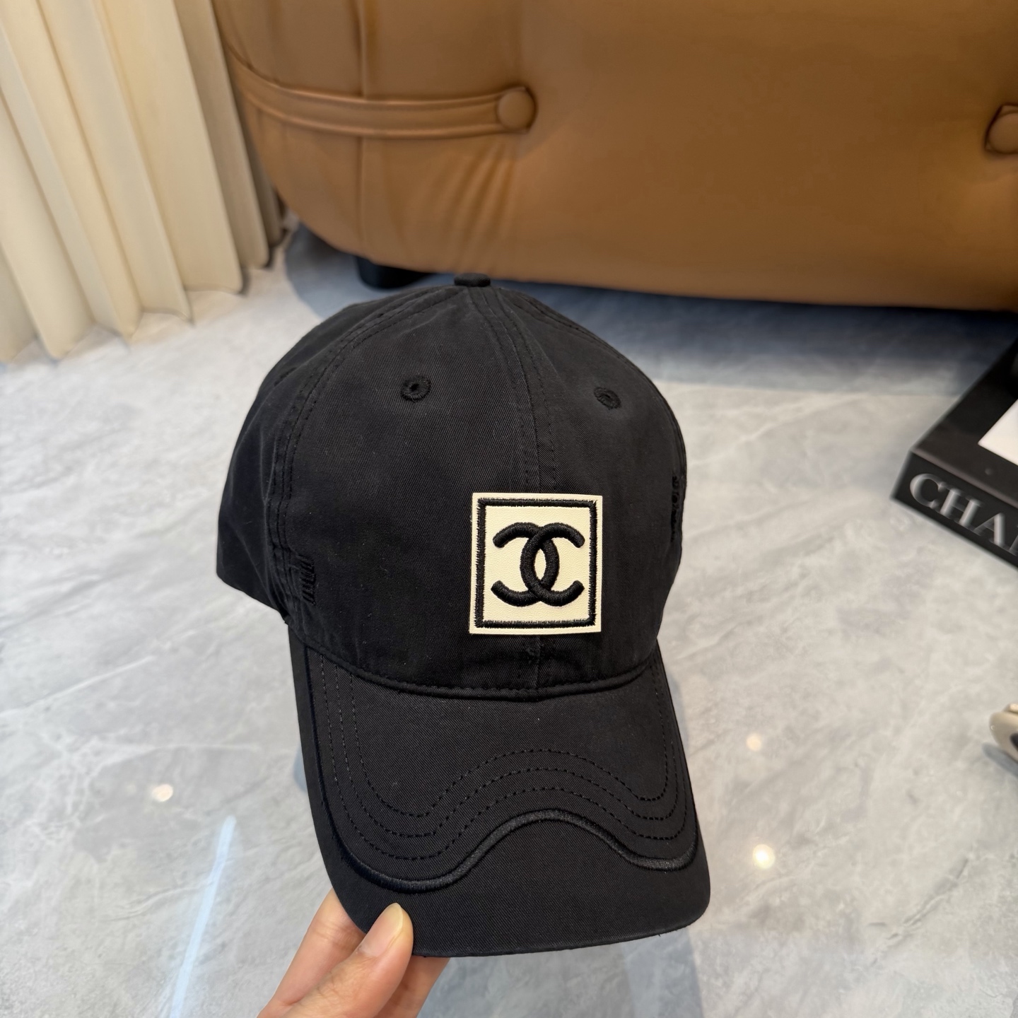 【CHANEL香奈儿】春夏新款简约小香logo棒球帽，新款出货，大牌款超好搭配，赶紧入手！
