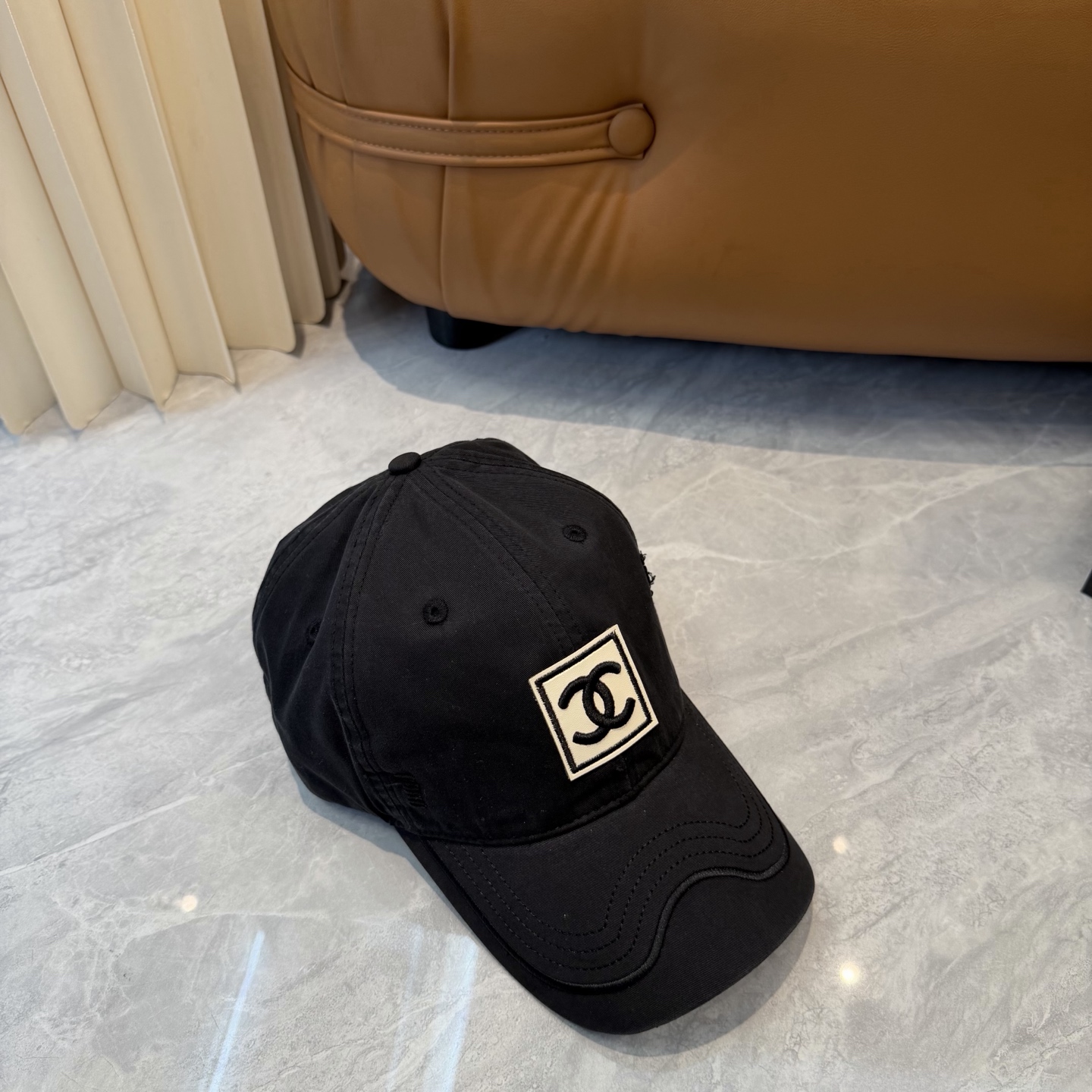 【CHANEL香奈儿】春夏新款简约小香logo棒球帽，新款出货，大牌款超好搭配，赶紧入手！