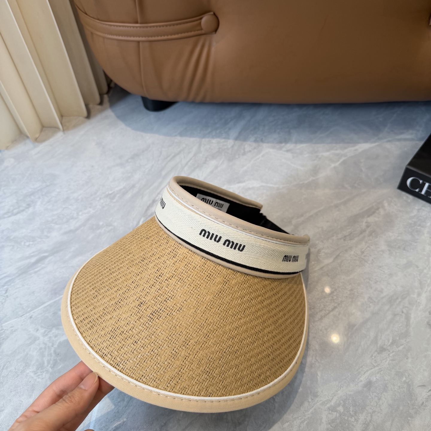 miumiu 缪缪 夏季空顶帽，跑步遮阳防晒两不误，夏季必备单品，戴着不闷热，非常有活力的一款，超级无敌好看😍😍