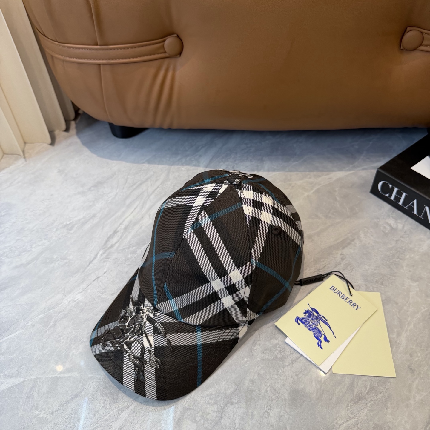 Burberry Burberry（巴宝莉） 棒球帽 款纯棉内里，轻盈透气。完美版型， 品质，独家 摄，男女适用