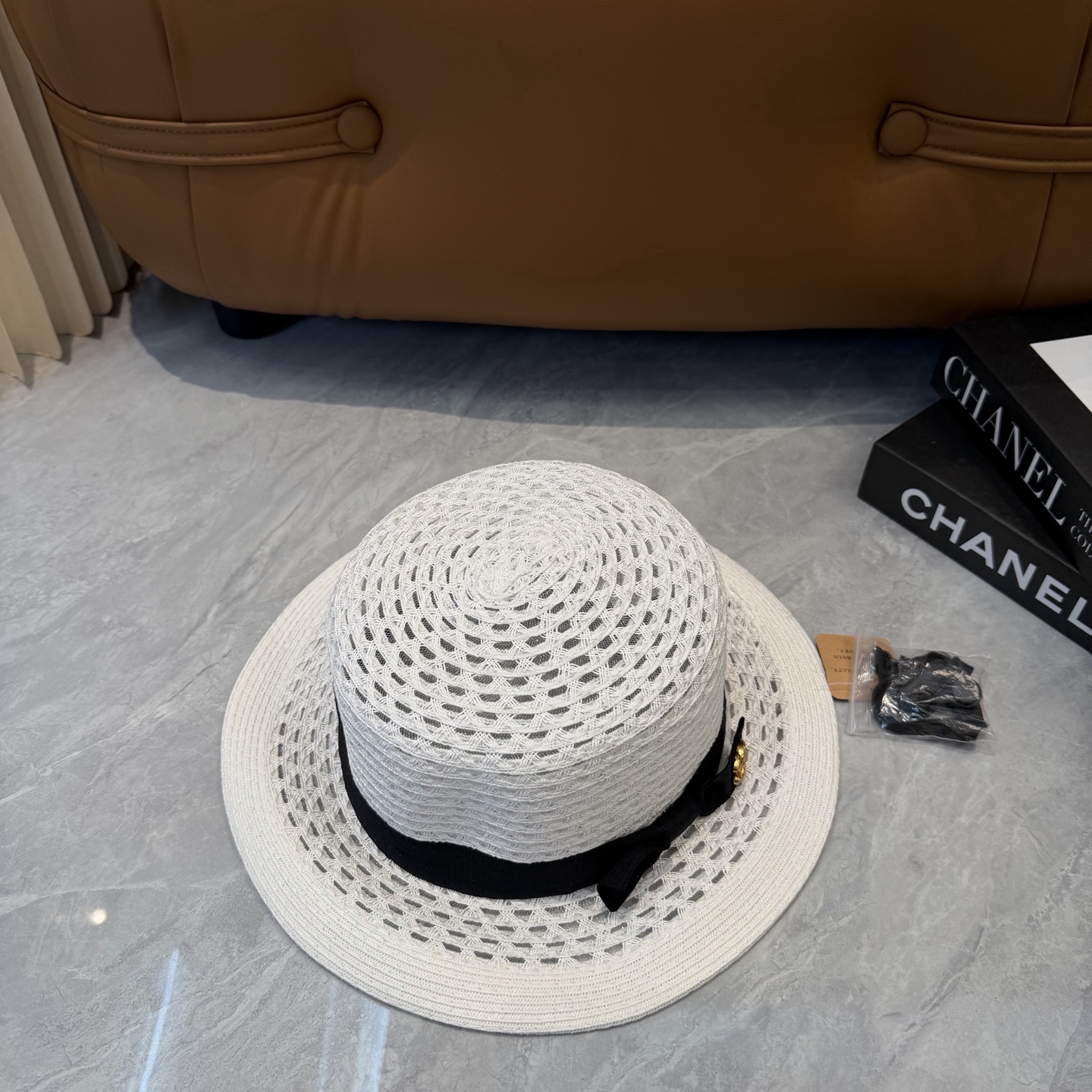 【CHANEL香奈儿】2026新款平顶草帽  夏天海边首选～新款材质编织而成～质感满分💯