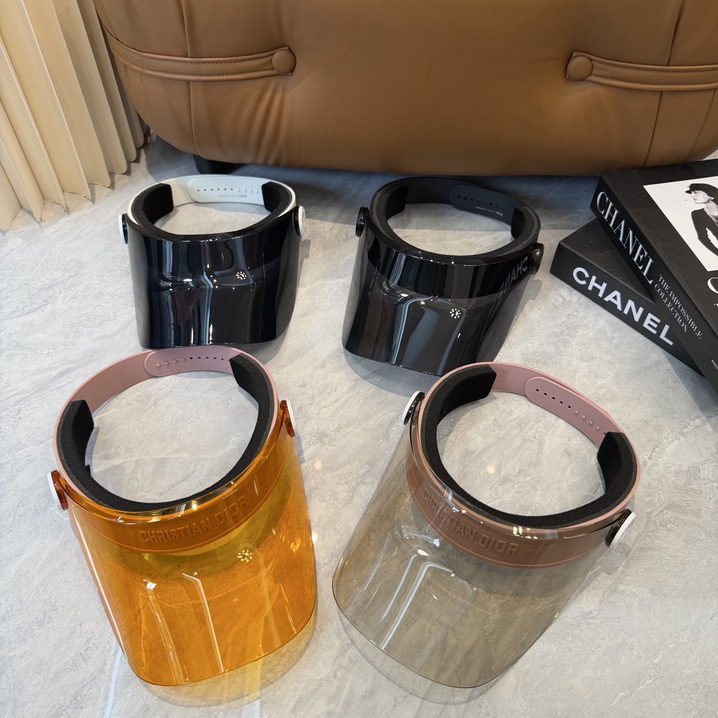 dior 加厚高品质眼镜遮阳帽 夏天里的革命！爆款眼镜帽总算到货啦dior 遮阳帽 夏天里的革命！唯一一