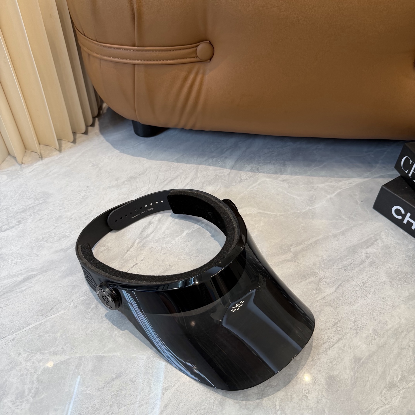 dior 加厚高品质眼镜遮阳帽 夏天里的革命！爆款眼镜帽总算到货啦dior 遮阳帽 夏天里的革命！唯一一