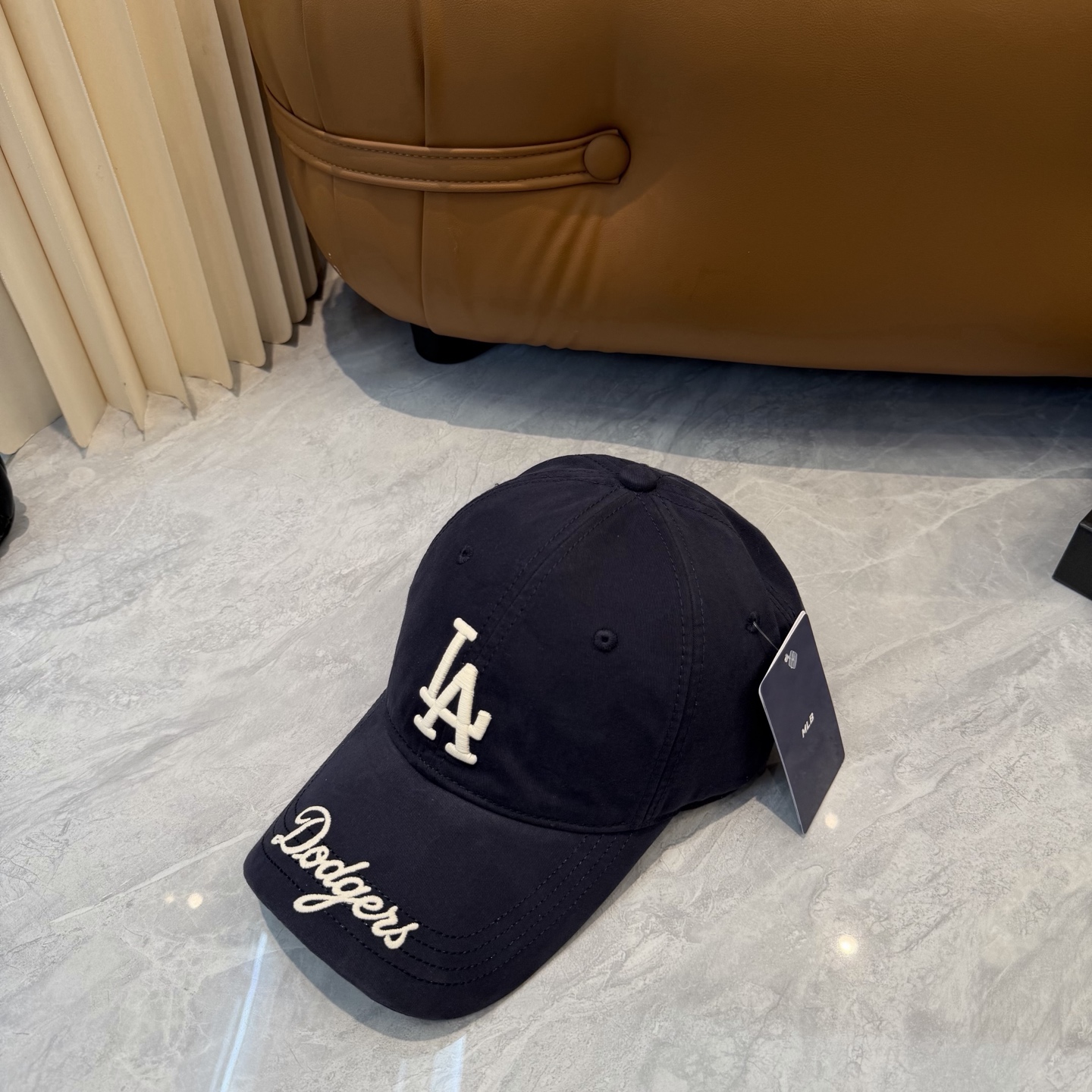 韩国正品MLB棒球帽。NY最新最火的帽子就在这👏👏最新款棒球帽刺绣男女情侣款鸭舌帽❗最新款 ，爆炸款全线