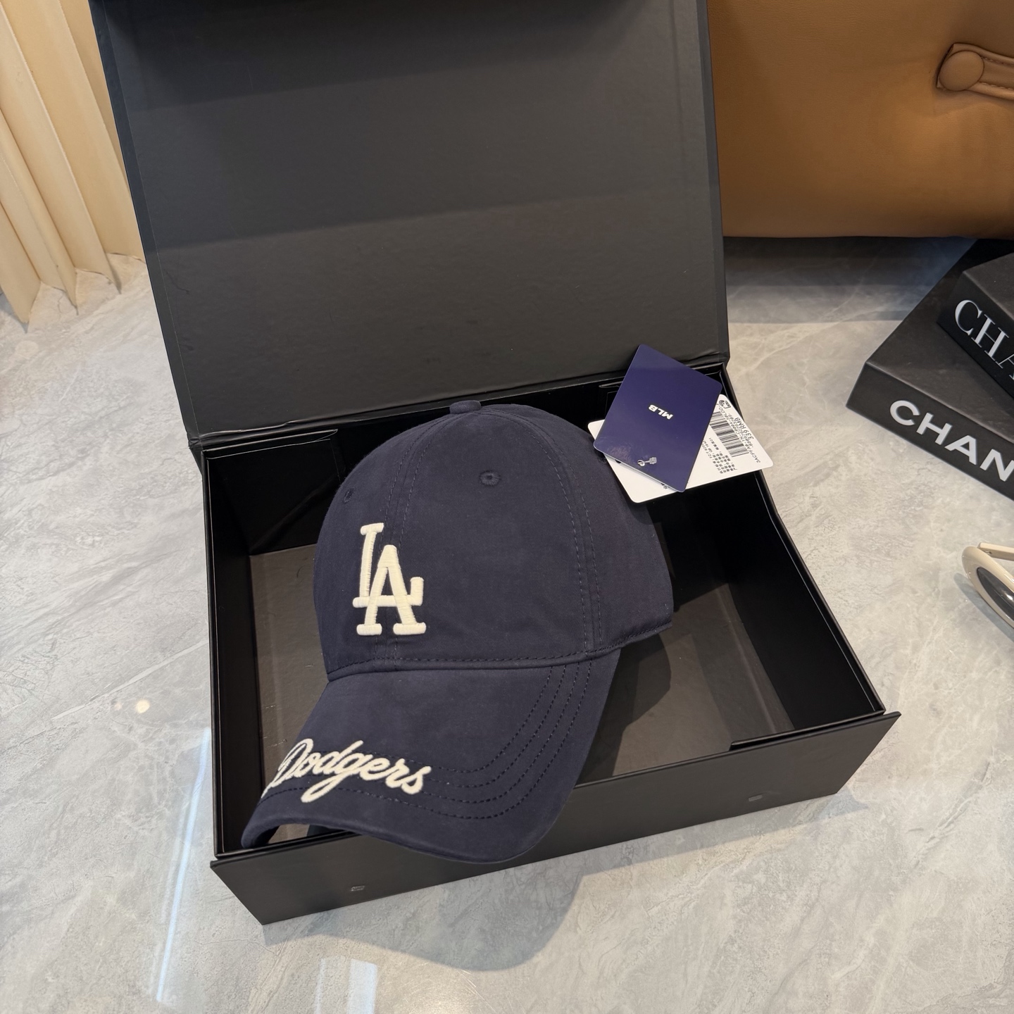韩国正品MLB棒球帽。NY最新最火的帽子就在这👏👏最新款棒球帽刺绣男女情侣款鸭舌帽❗最新款 ，爆炸款全线