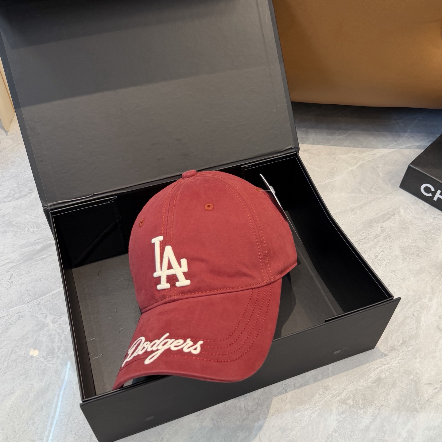 韩国正品MLB棒球帽。NY最新最火的帽子就在这👏👏最新款棒球帽刺绣男女情侣款鸭舌帽❗最新款 ，爆炸款全线