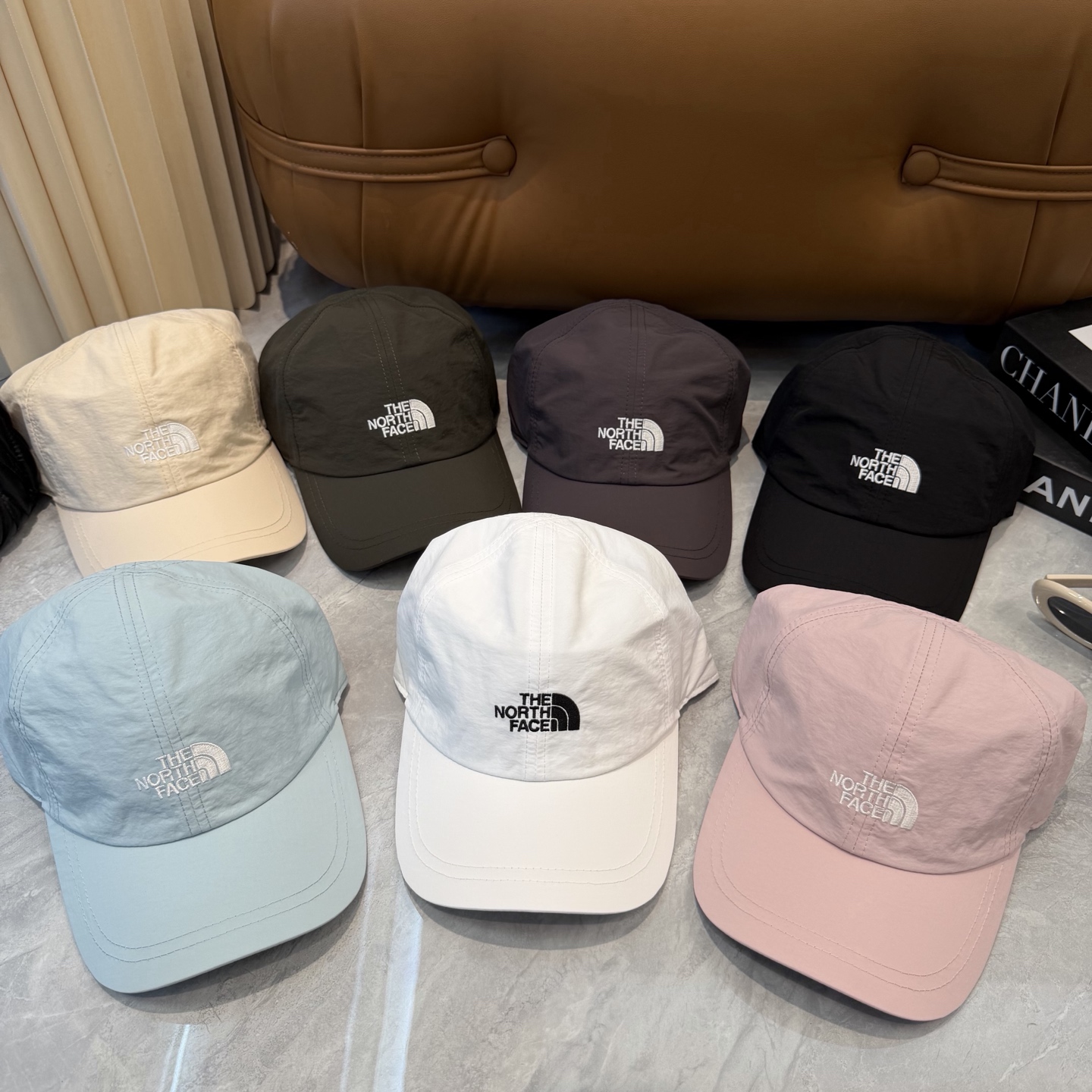 配防尘袋北面♥️棒球帽🧢官网新品棒球帽，原单品质火爆来袭 。🎩 工艺非常精美 高档大气上档次！低调奢华，