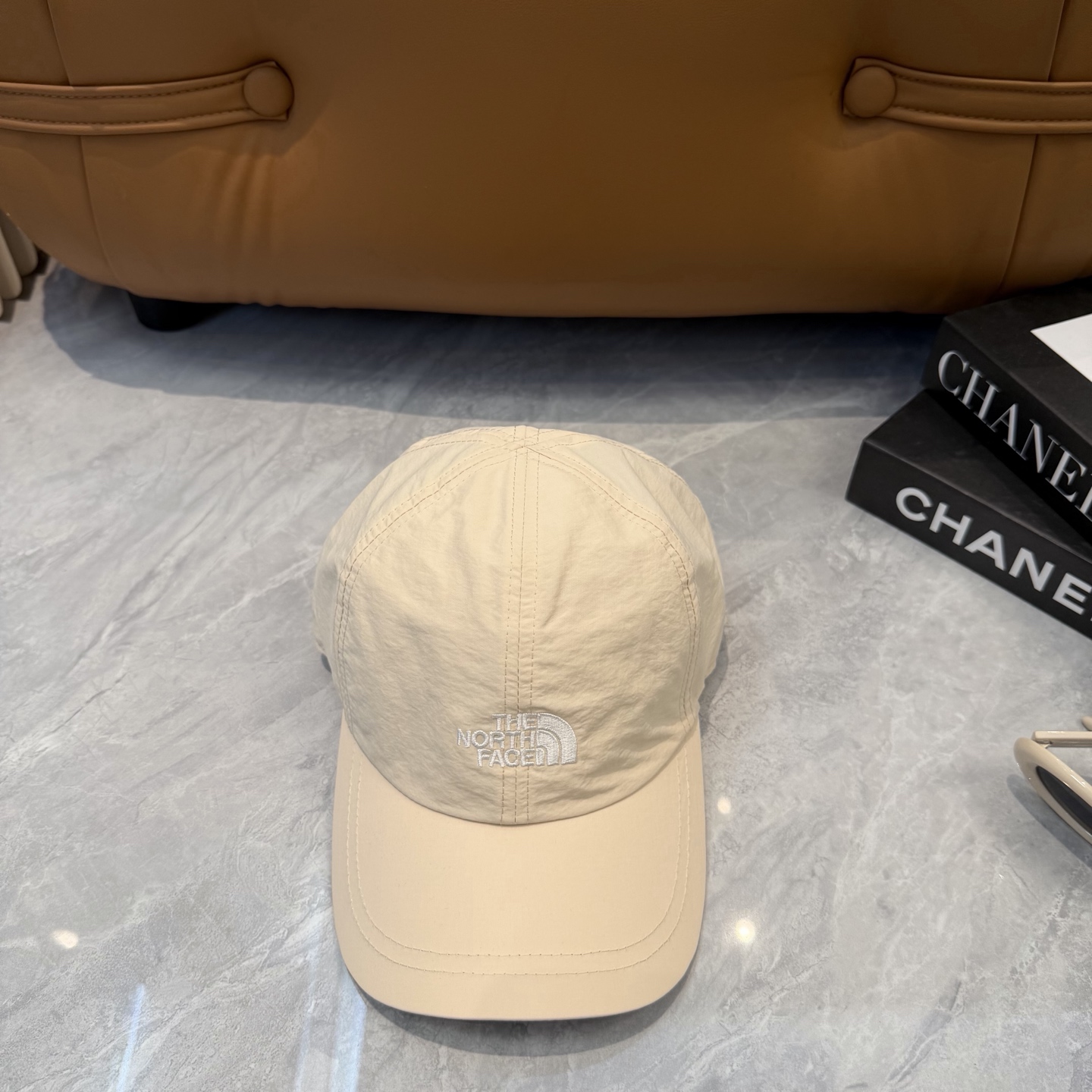 配防尘袋北面♥️棒球帽🧢官网新品棒球帽，原单品质火爆来袭 。🎩 工艺非常精美 高档大气上档次！低调奢华，
