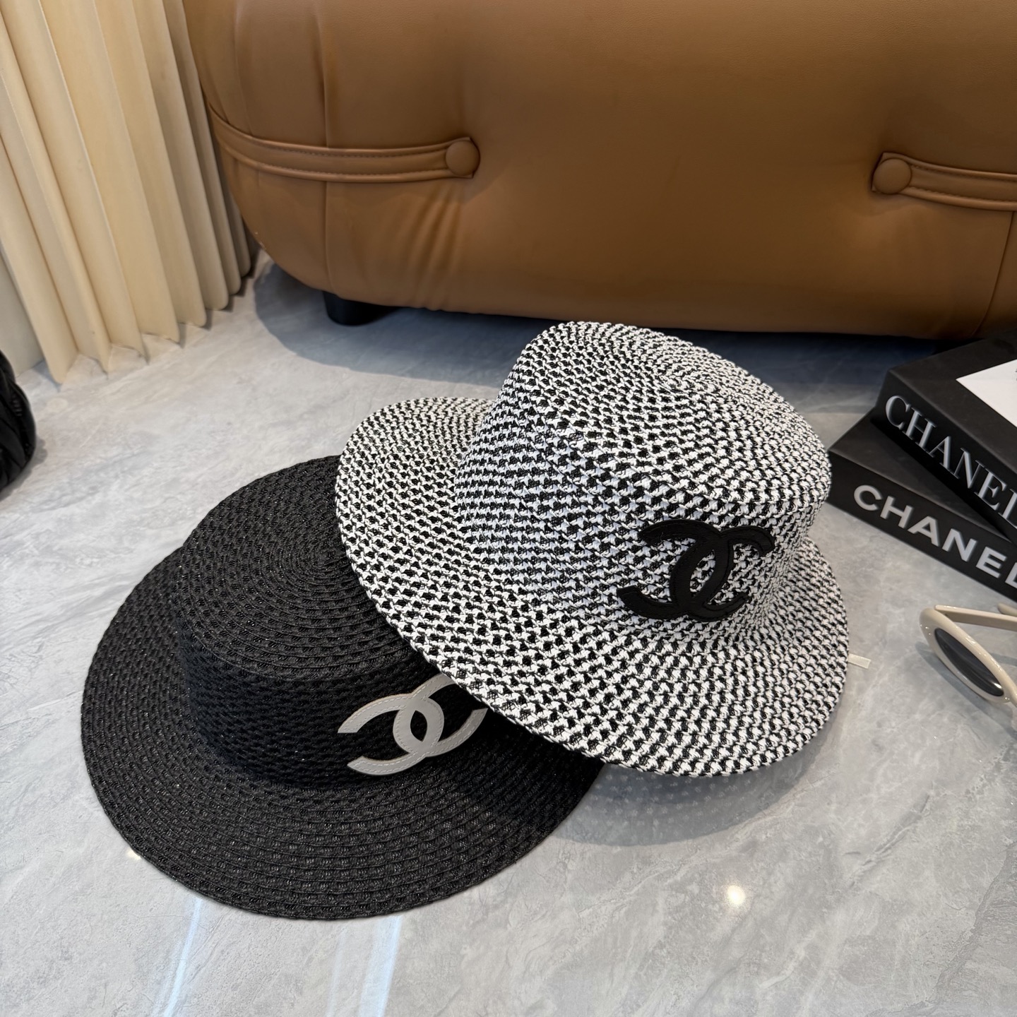 【CHANEL香奈儿】2026新款平顶草帽  夏天海边首选～新款材质编织而成～质感满分💯