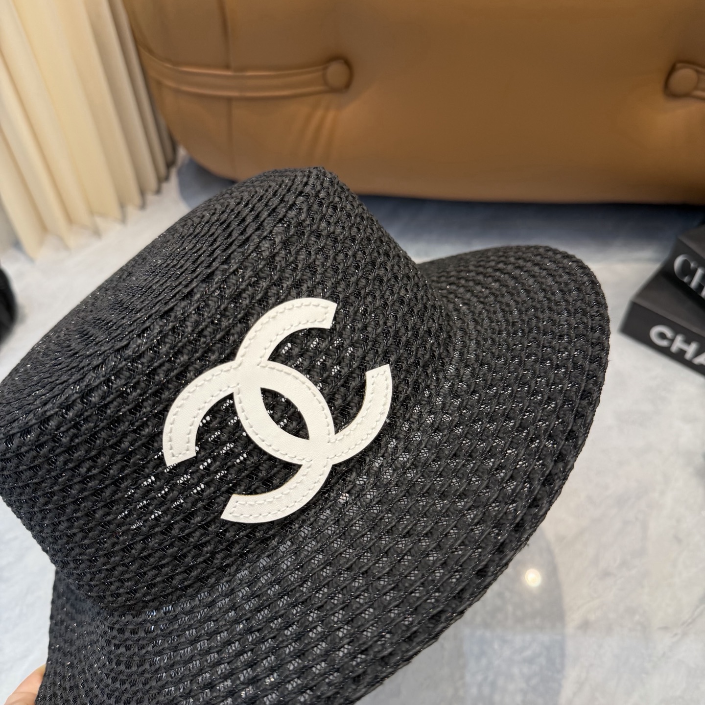 【CHANEL香奈儿】2026新款平顶草帽  夏天海边首选～新款材质编织而成～质感满分💯