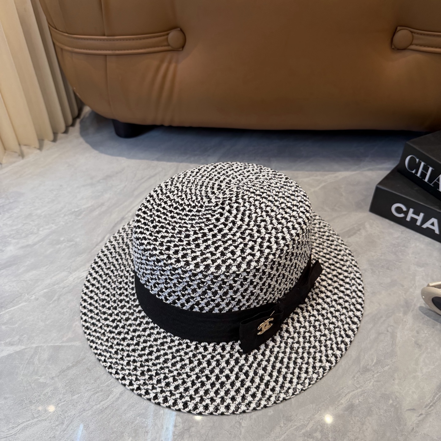 【CHANEL香奈儿】2026新款平顶草帽  夏天海边首选～新款材质编织而成～质感满分💯