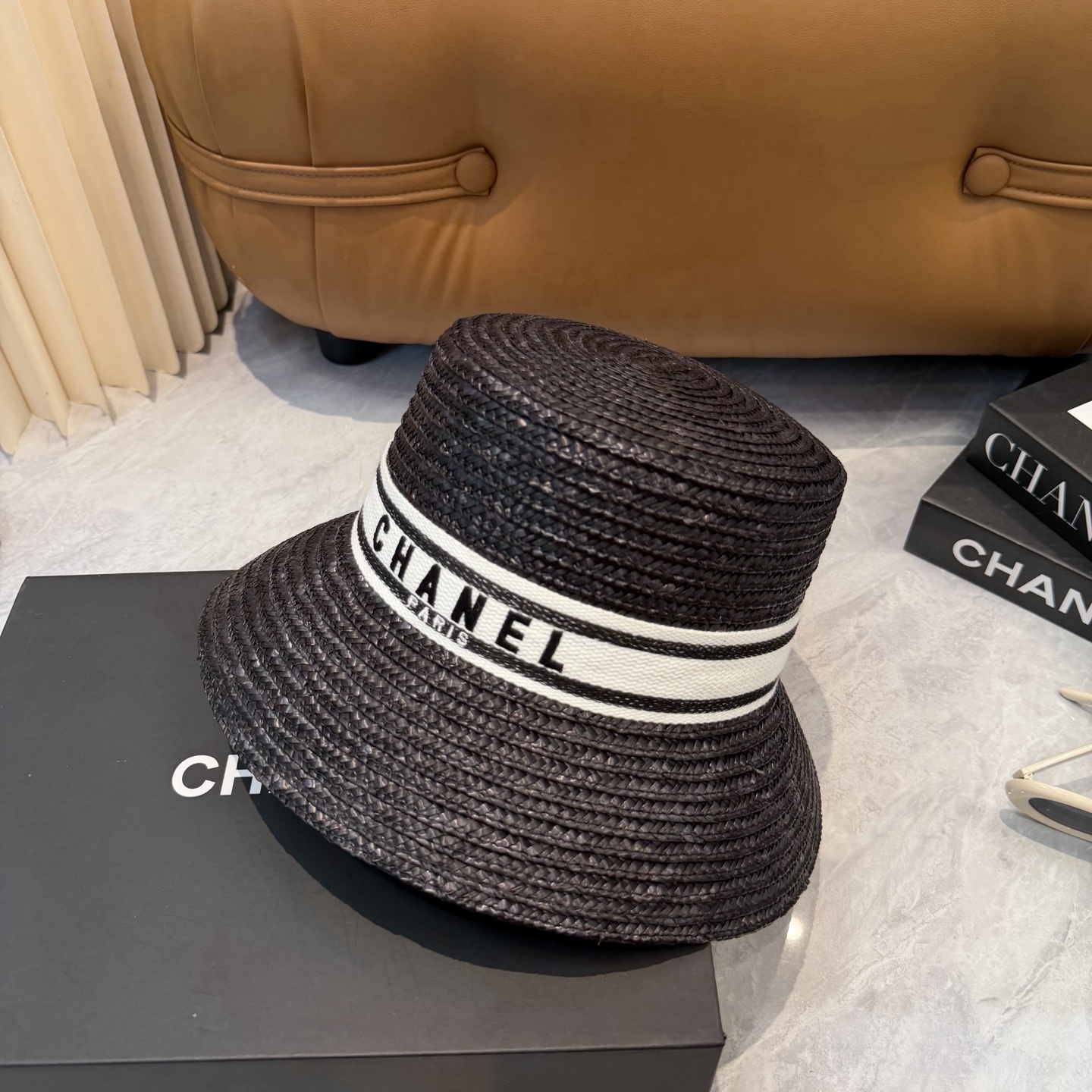 Chanel 香奈儿CHANEL 新款草帽女夏天然拉菲草法式遮阳帽度假大檐防晒太阳帽子
