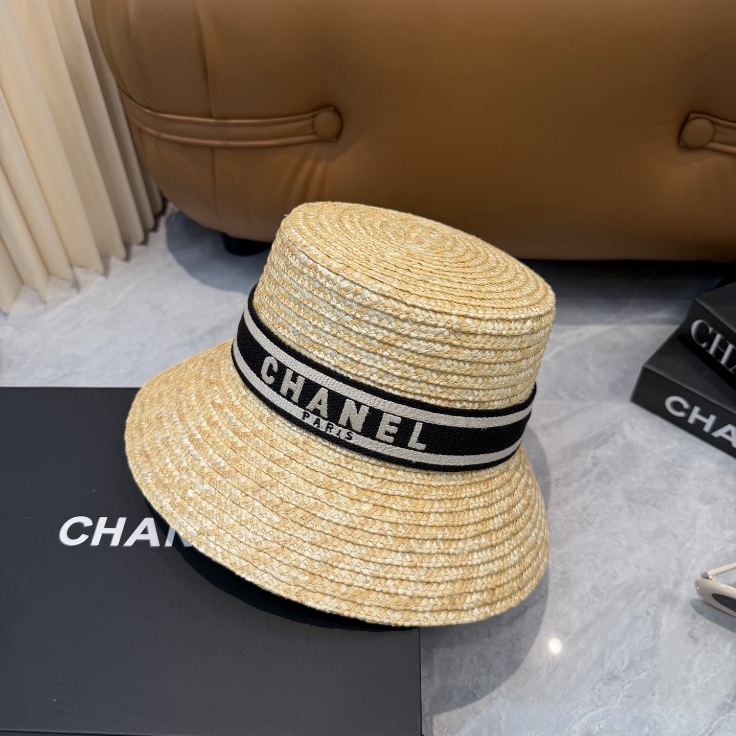 Chanel 香奈儿CHANEL 新款草帽女夏天然拉菲草法式遮阳帽度假大檐防晒太阳帽子