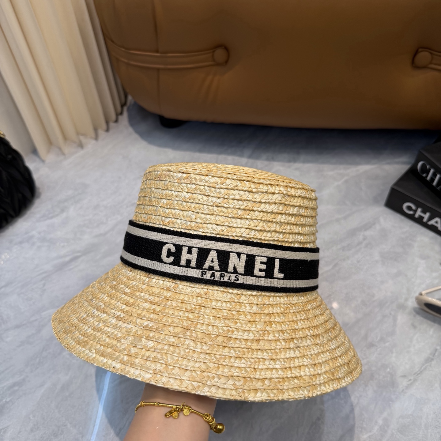 Chanel 香奈儿CHANEL 新款草帽女夏天然拉菲草法式遮阳帽度假大檐防晒太阳帽子