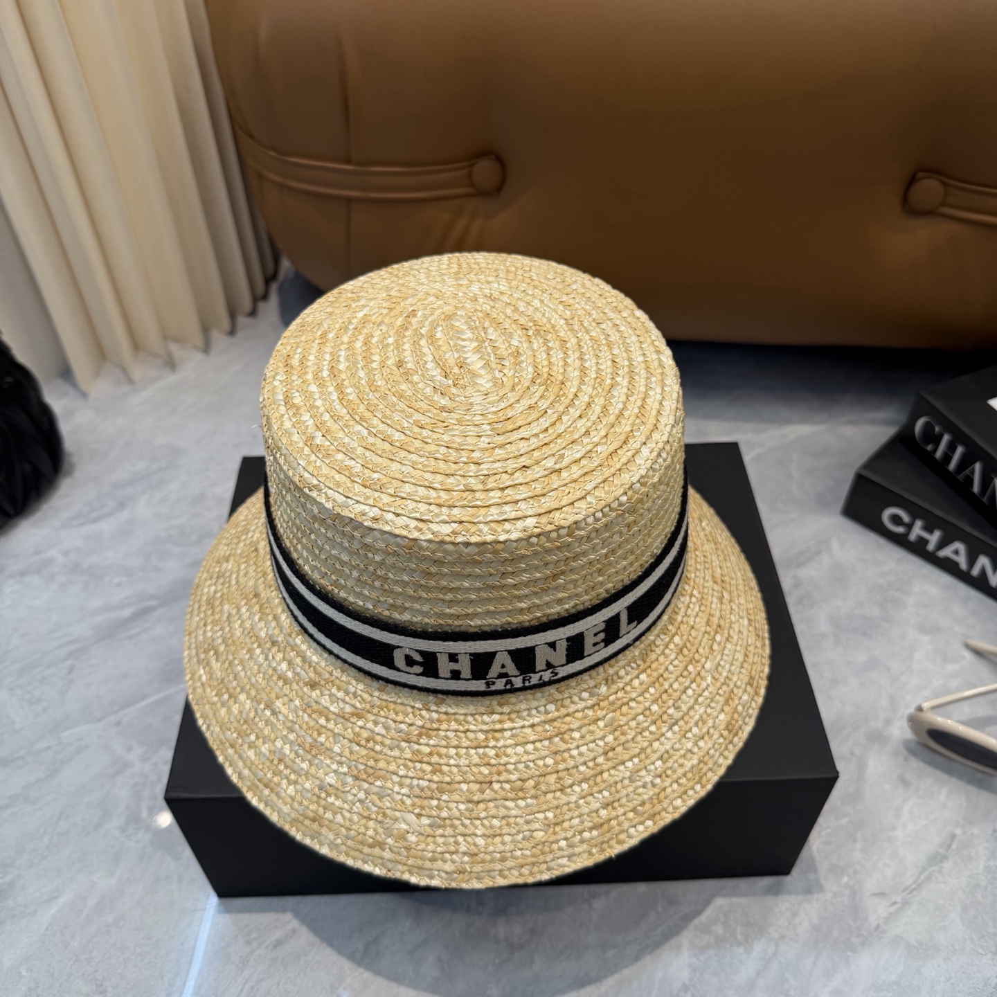 Chanel 香奈儿CHANEL 新款草帽女夏天然拉菲草法式遮阳帽度假大檐防晒太阳帽子