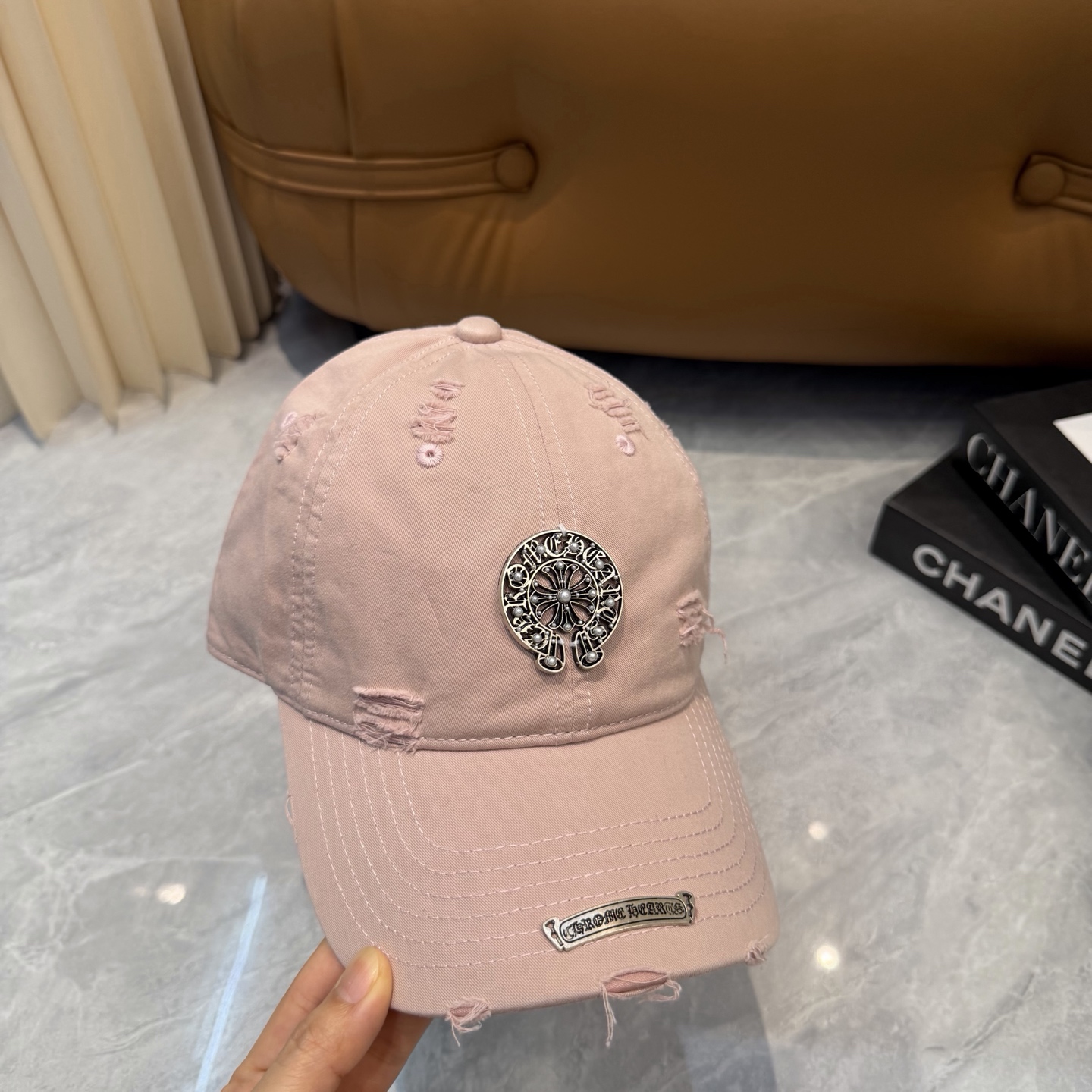 克罗心 🆕🆕新款棒球帽，个性时尚经典十字架标志，休闲带点酷酷的感觉，中性款男女同款！超好搭！头围:56-