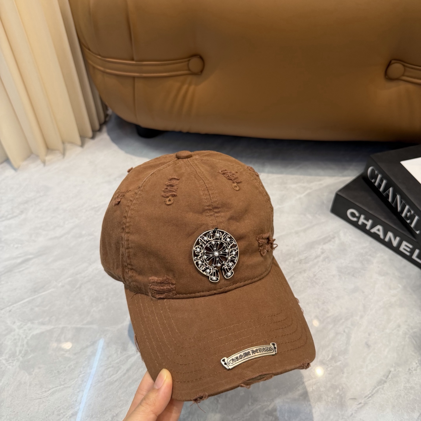 克罗心 🆕🆕新款棒球帽，个性时尚经典十字架标志，休闲带点酷酷的感觉，中性款男女同款！超好搭！头围:56-